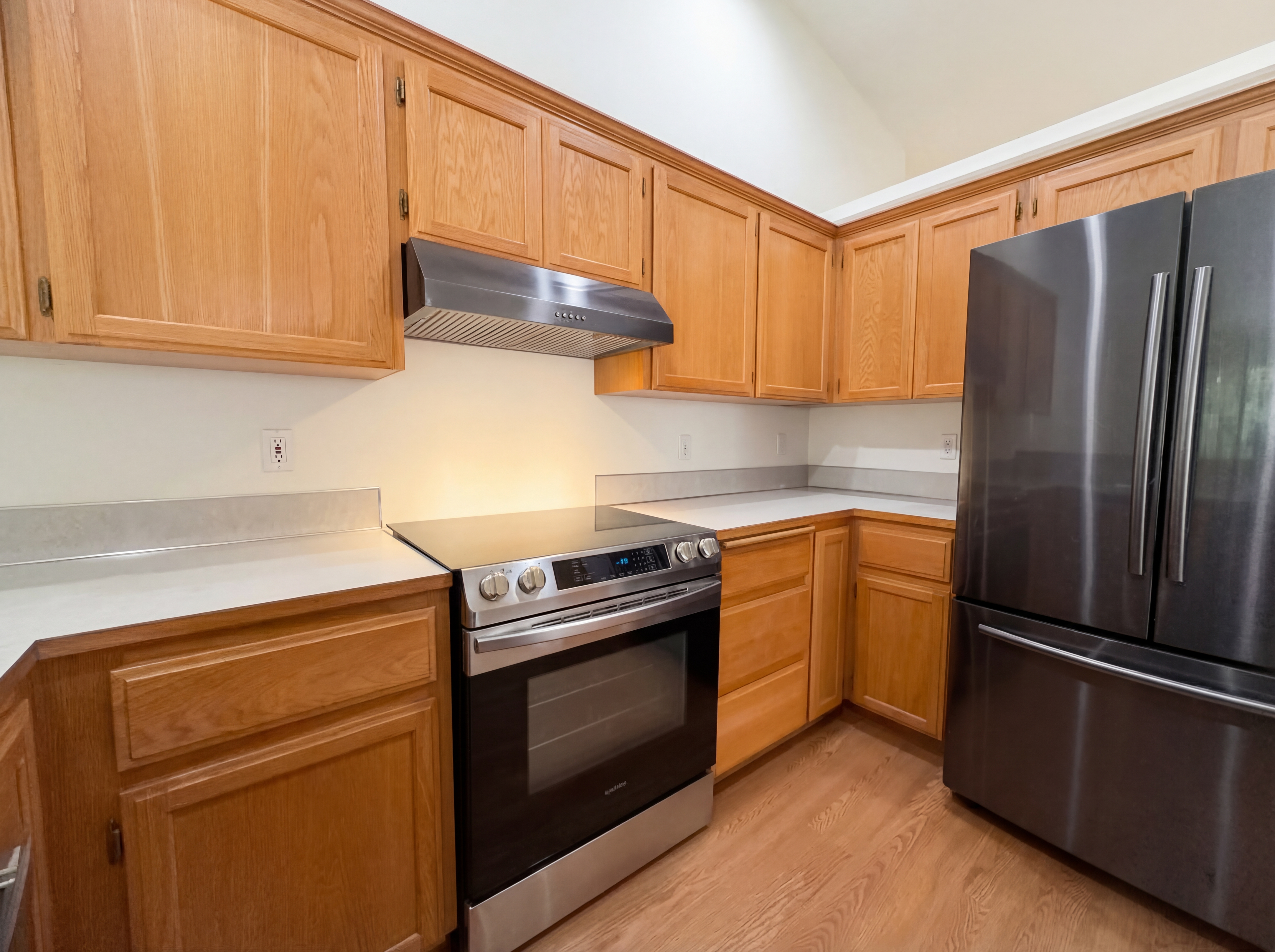 Photo 2 of 18 of 8641 NE Windstone St, Beaverton, OR