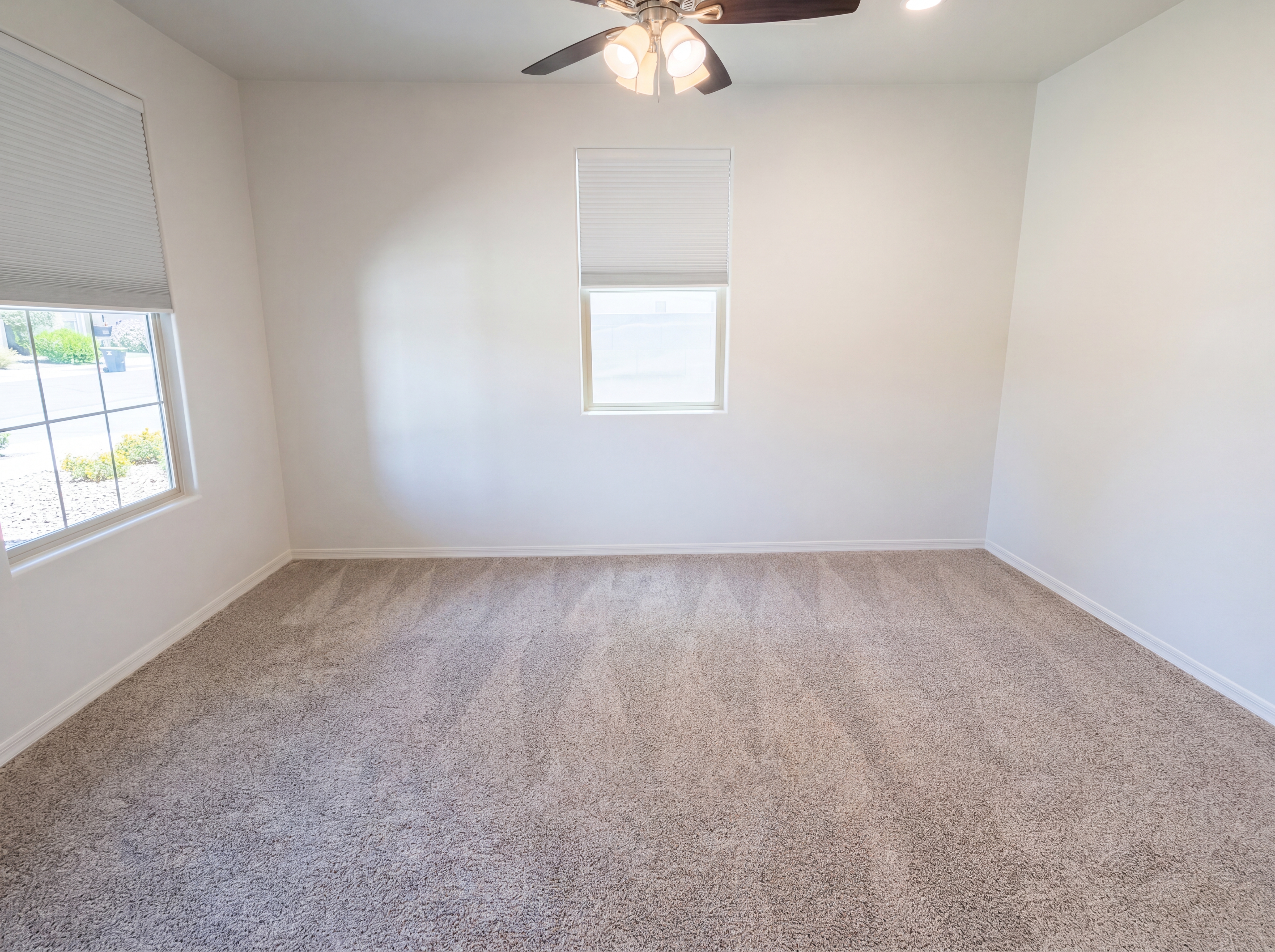 Photo 16 of 42 of 11284 N 186th Ln, Surprise, AZ