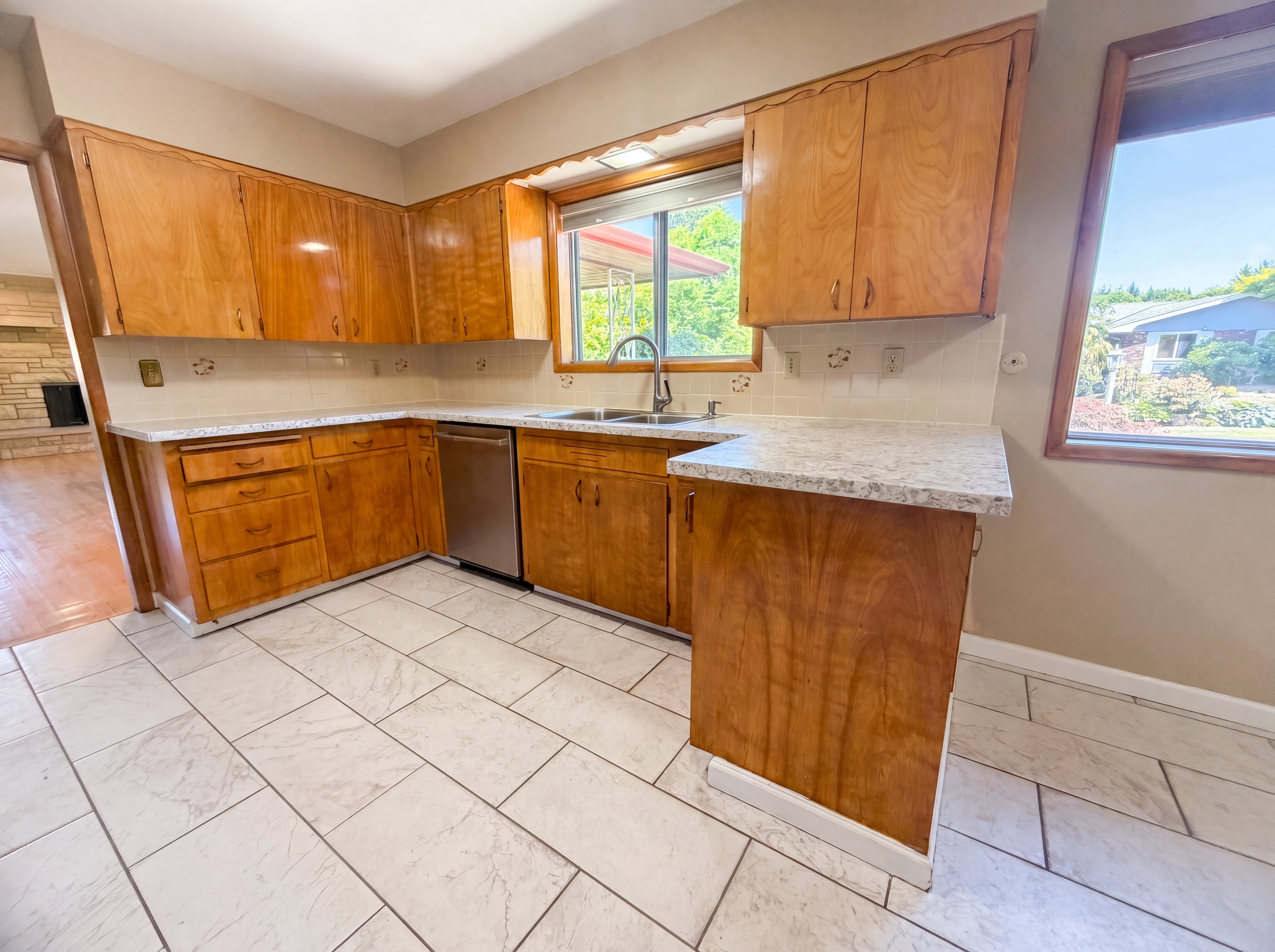 Photo 6 of 24 of 3311 NE 145th Ave, Portland, OR