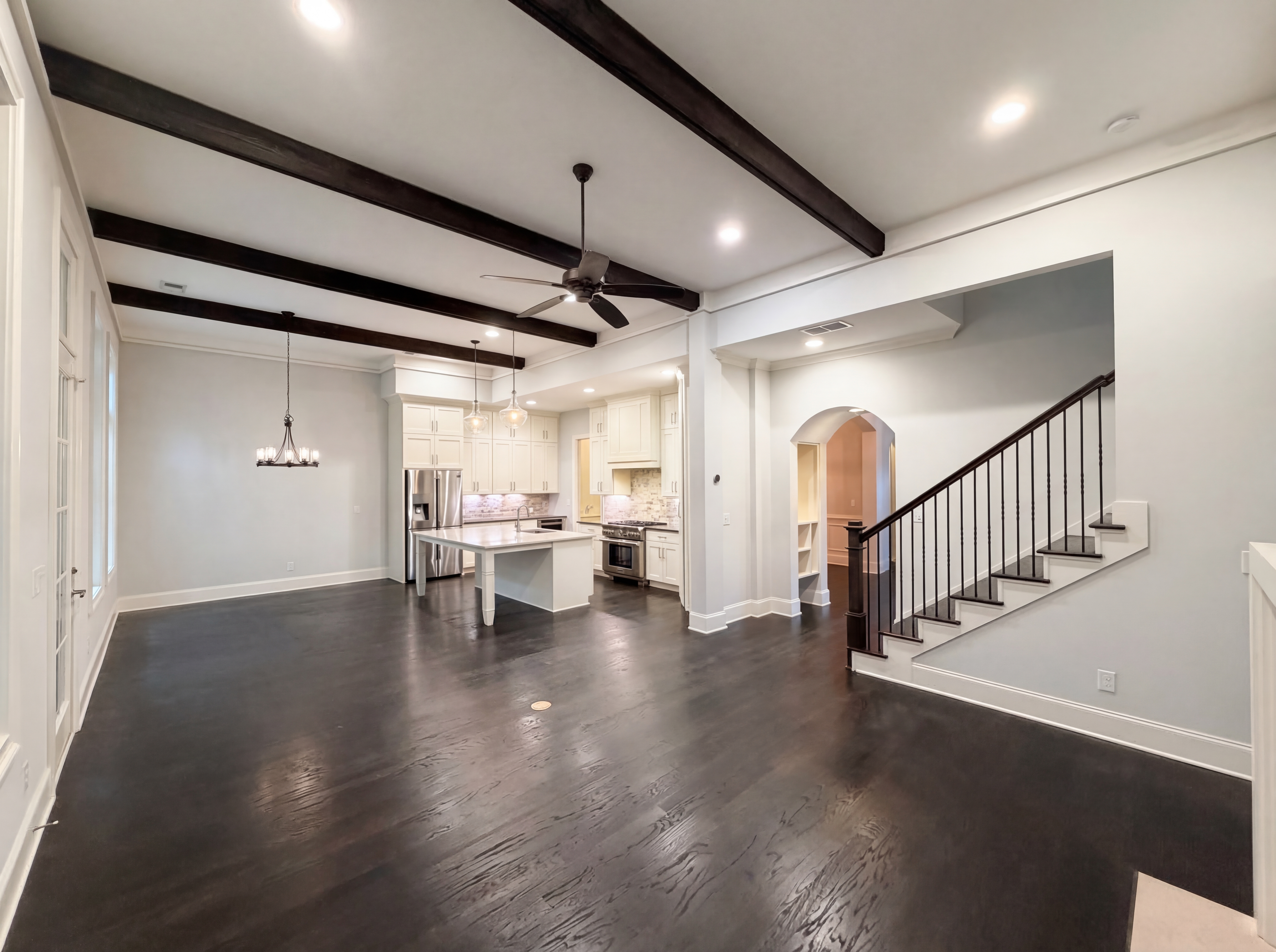 Photo 7 of 38 of 1803 Kent Ave, Dunwoody, GA