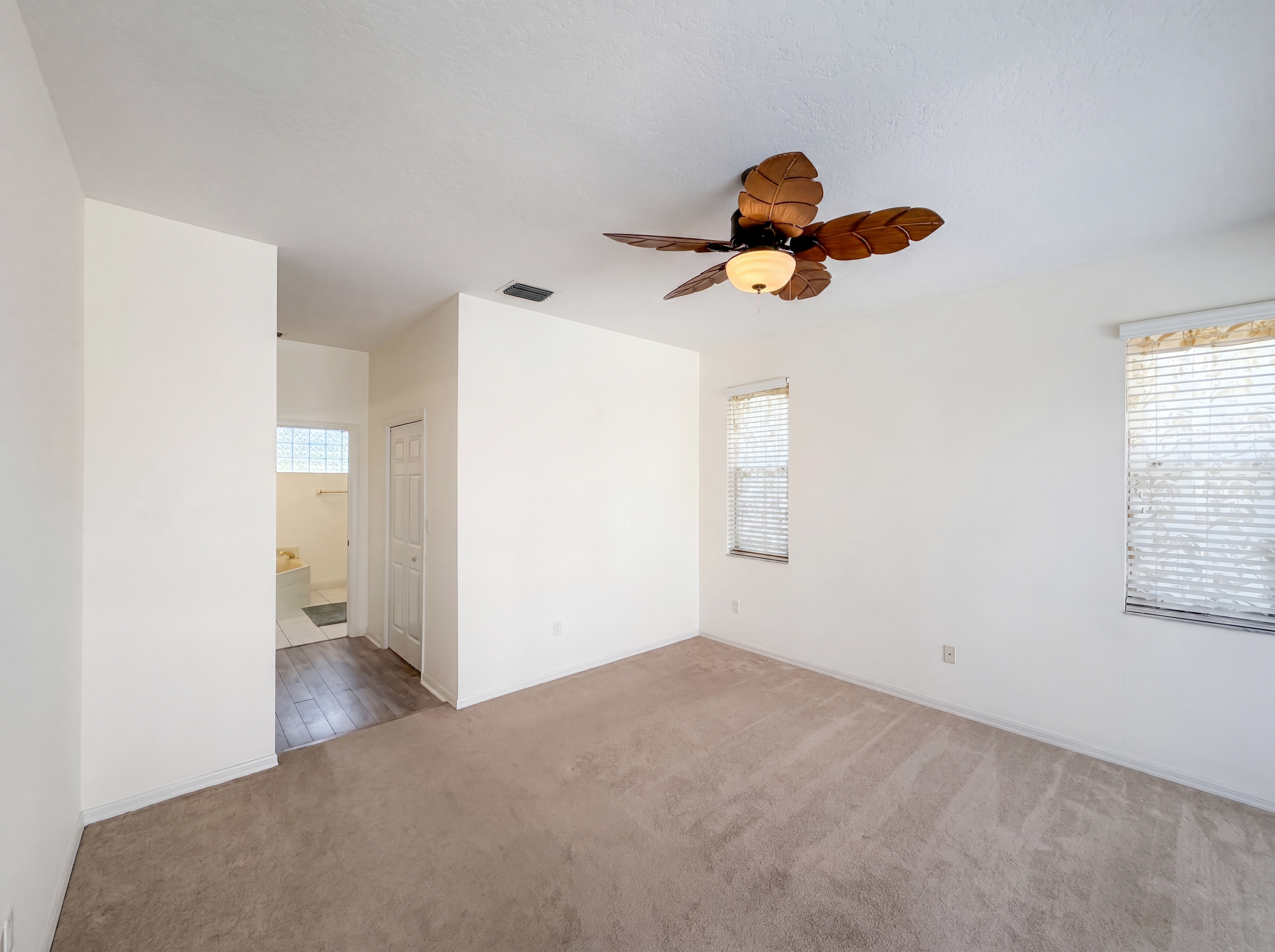 Photo 4 of 23 of 3608 Creekside Dr, Sebring, FL