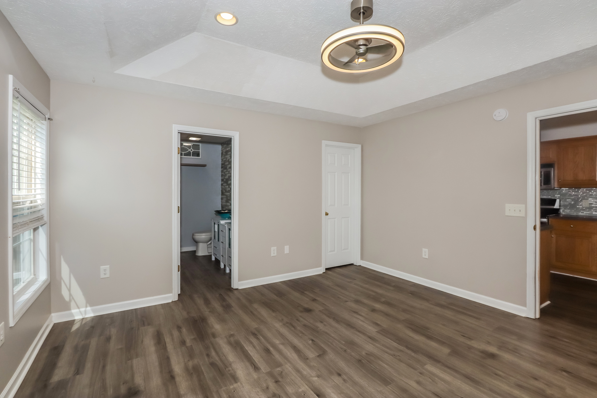 Photo 11 of 21 of 454 Carolina Hickory St, Loris, SC