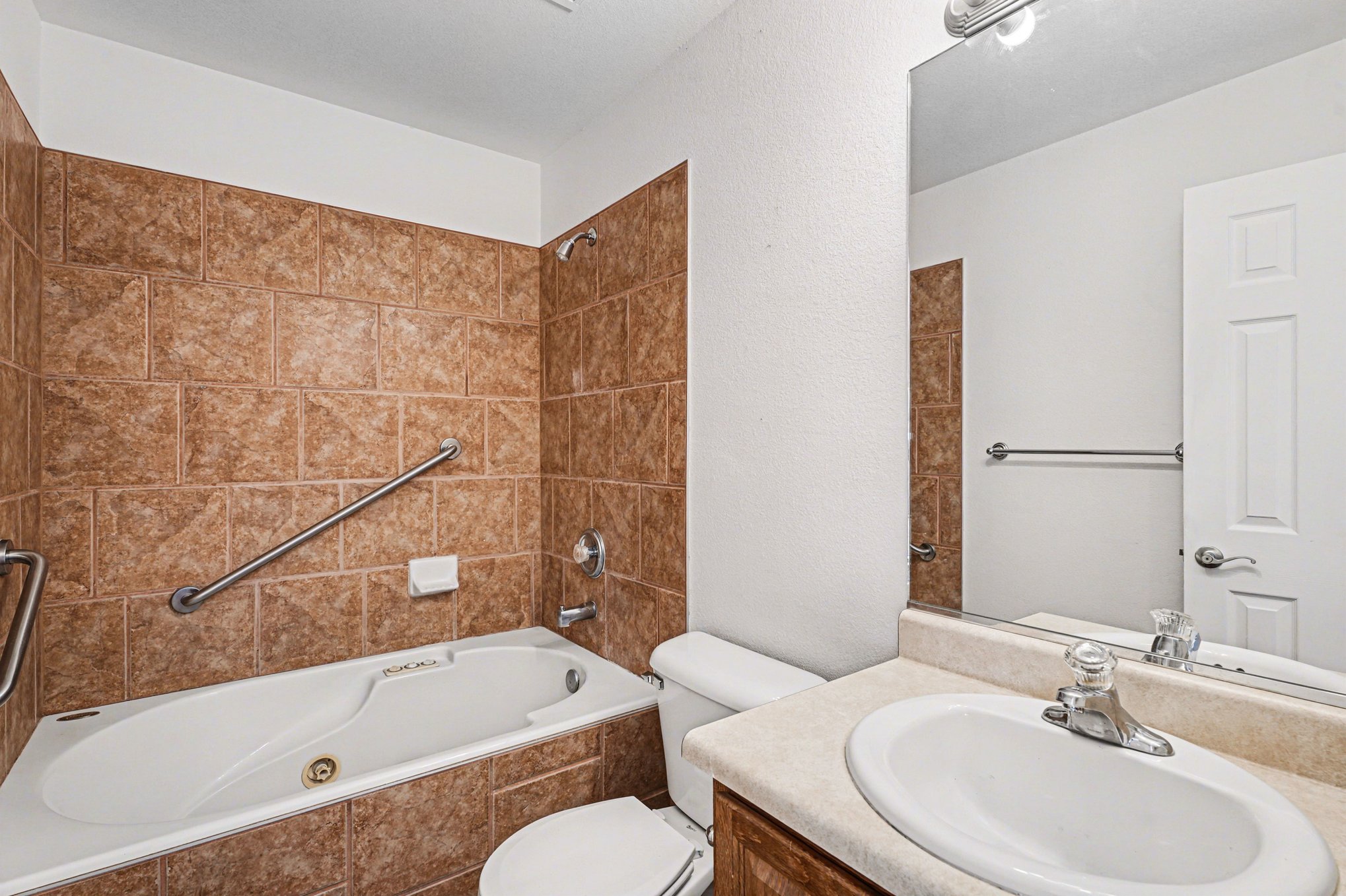 Photo 10 of 18 of 5108 Aramis Ct, Pueblo, CO