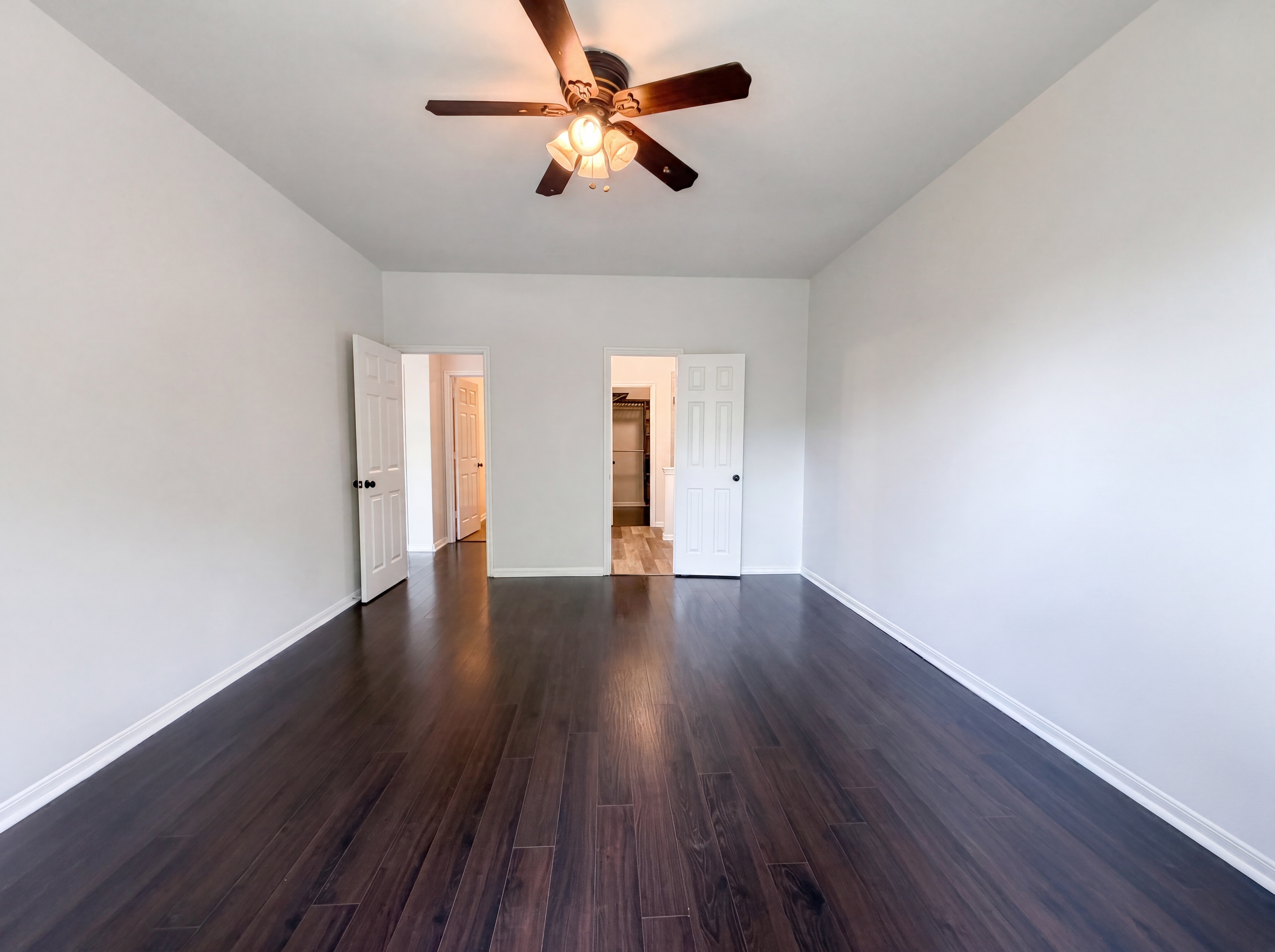 Photo 4 of 23 of 16107 Horseshoe Hill Ct, Cypress, TX