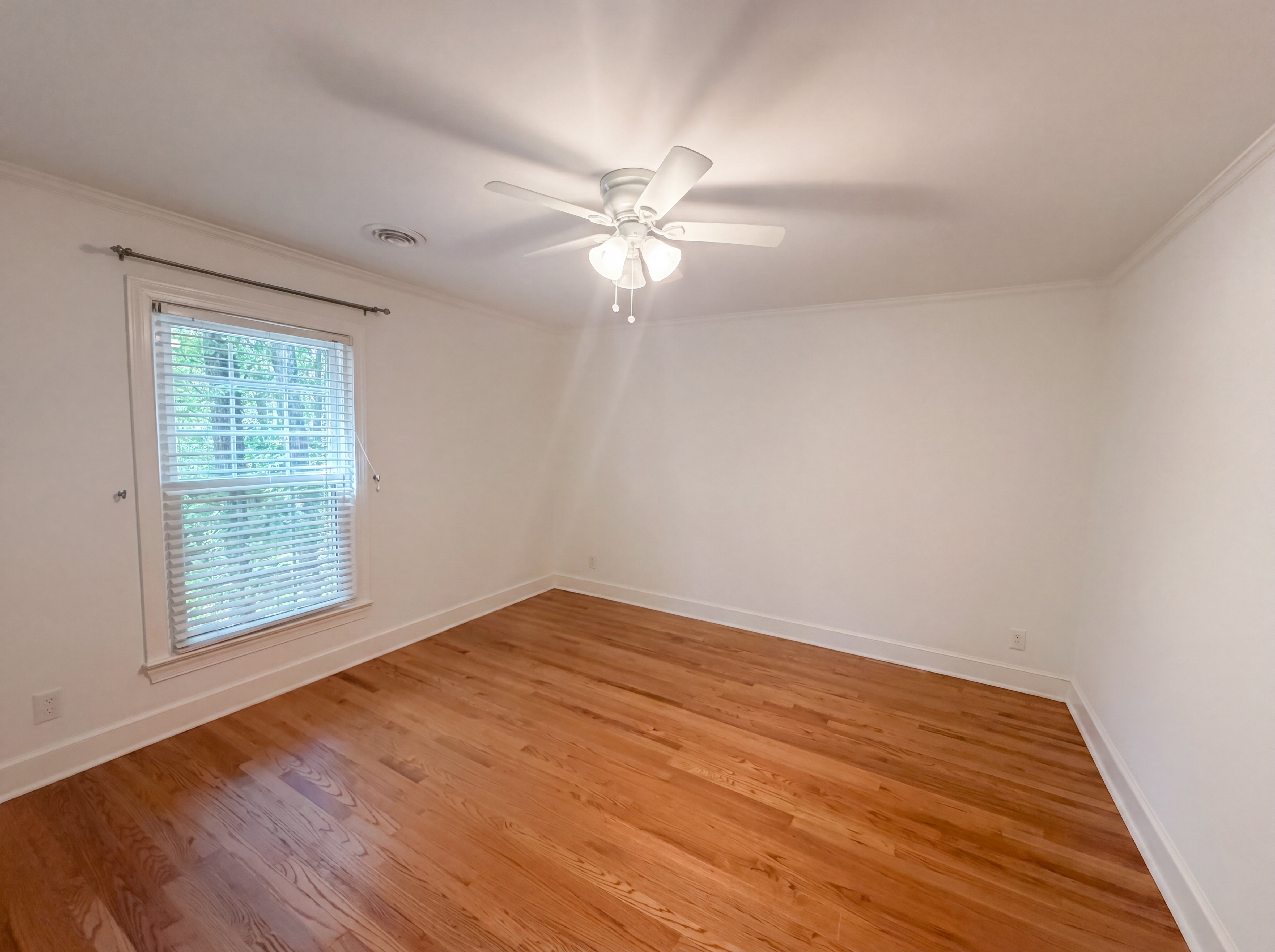 Photo 11 of 24 of 112 Queensferry Rd, Cary, NC
