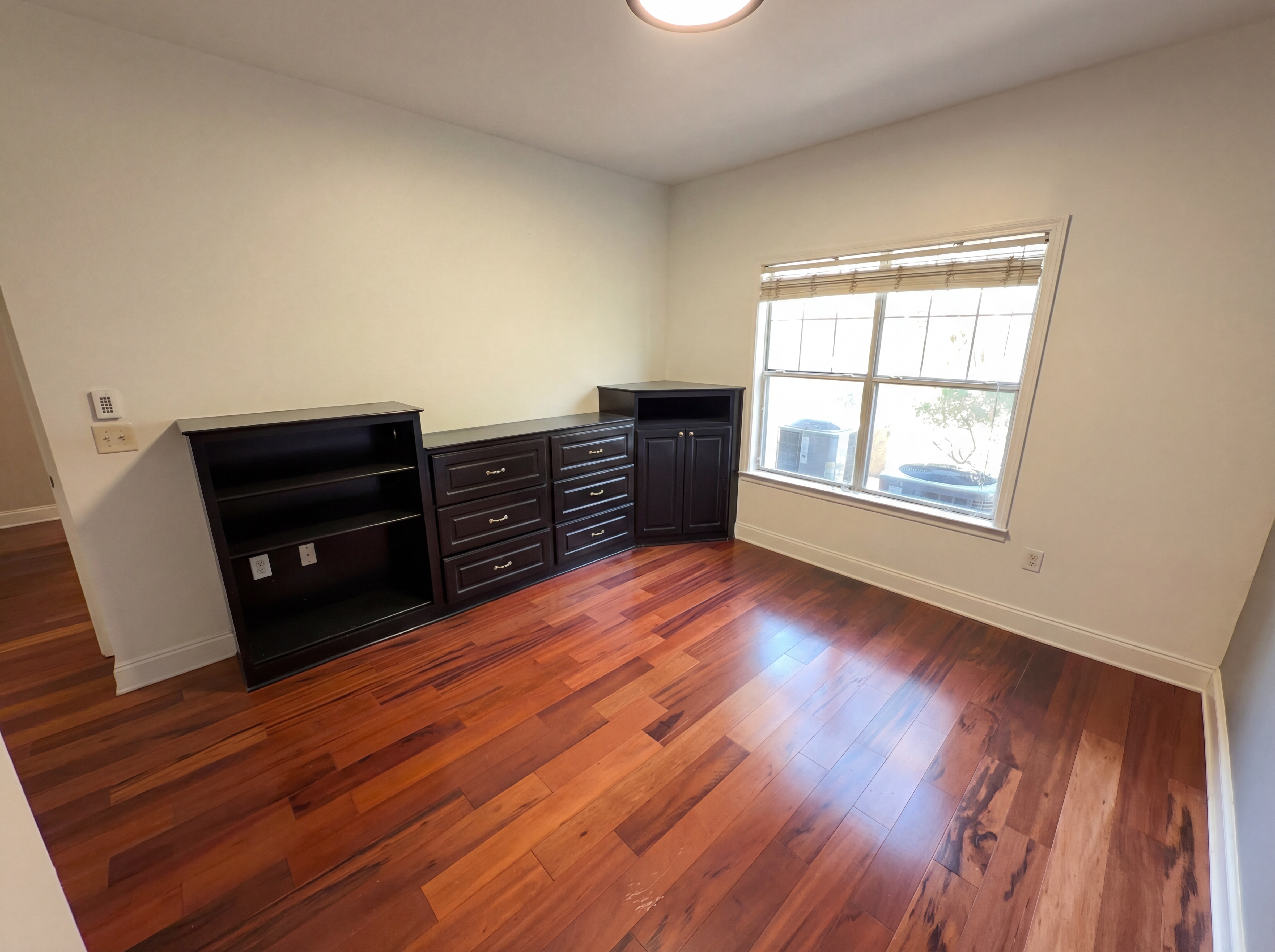 Photo 11 of 24 of 2700 Pine Tree Rd NE, Atlanta, GA