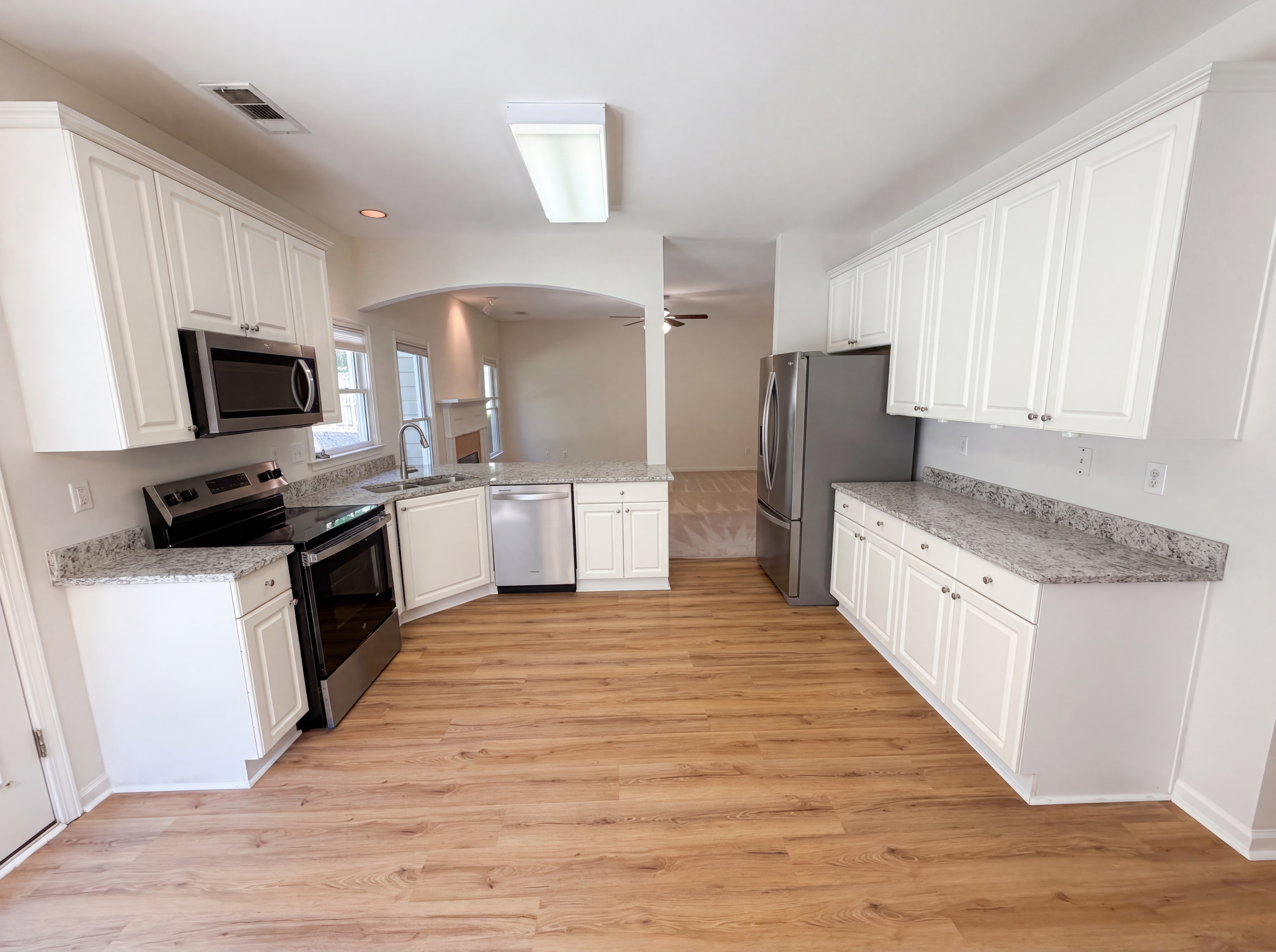 Photo 9 of 55 of 3772 Havenmist Cv, Suwanee, GA