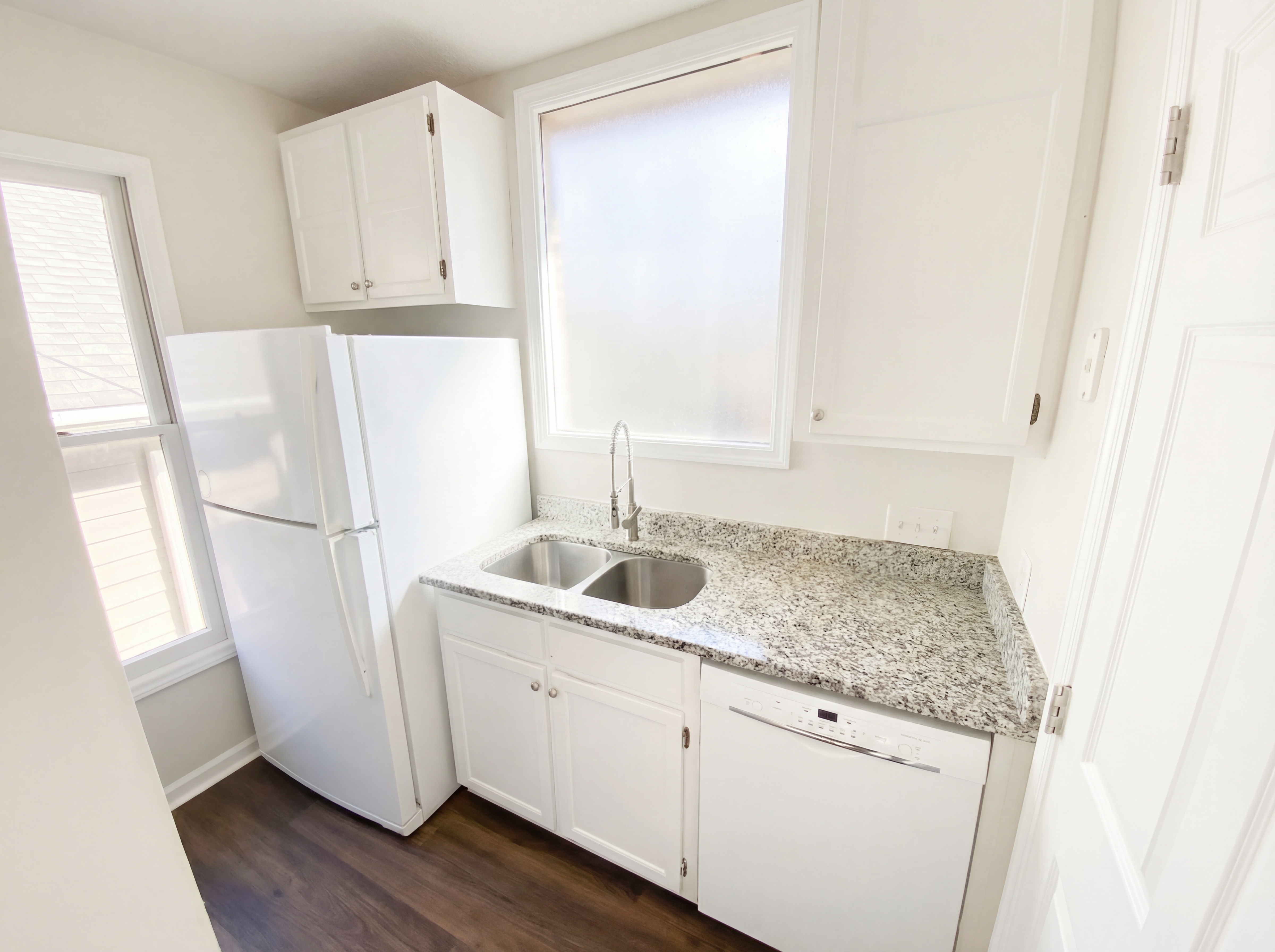 Photo 19 of 28 of 1101 E Morehead St, Charlotte, NC