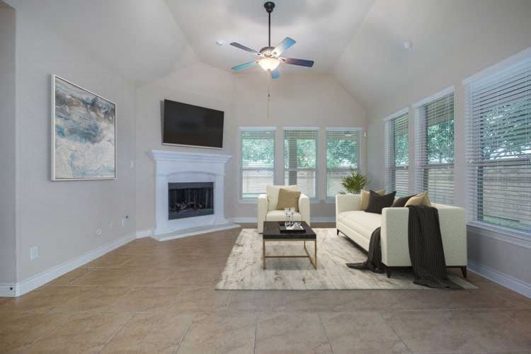 Photo 2 of 17 - 10906 Lombardia Ct, Richmond, TX 77406
