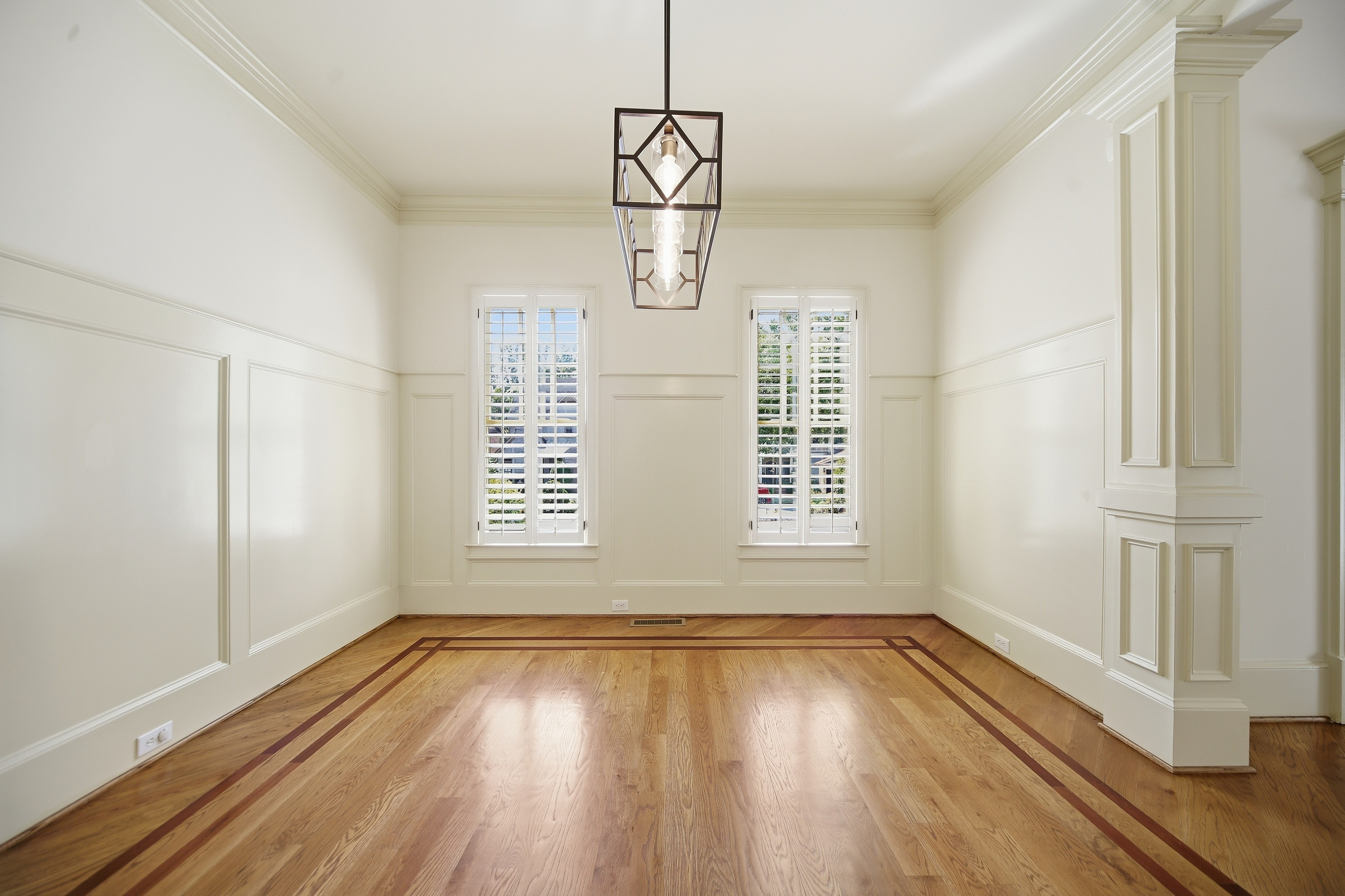 Photo 11 of 52 of 3420 Camellia Ln, Suwanee, GA