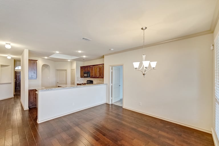 Photo 10 of 28 - 8212 Misty Water Dr, Fort Worth, TX 76131