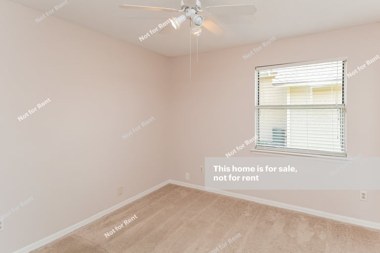 Photo 25 of 27 - 6736 Newgate Cir E, Jacksonville, FL 32244