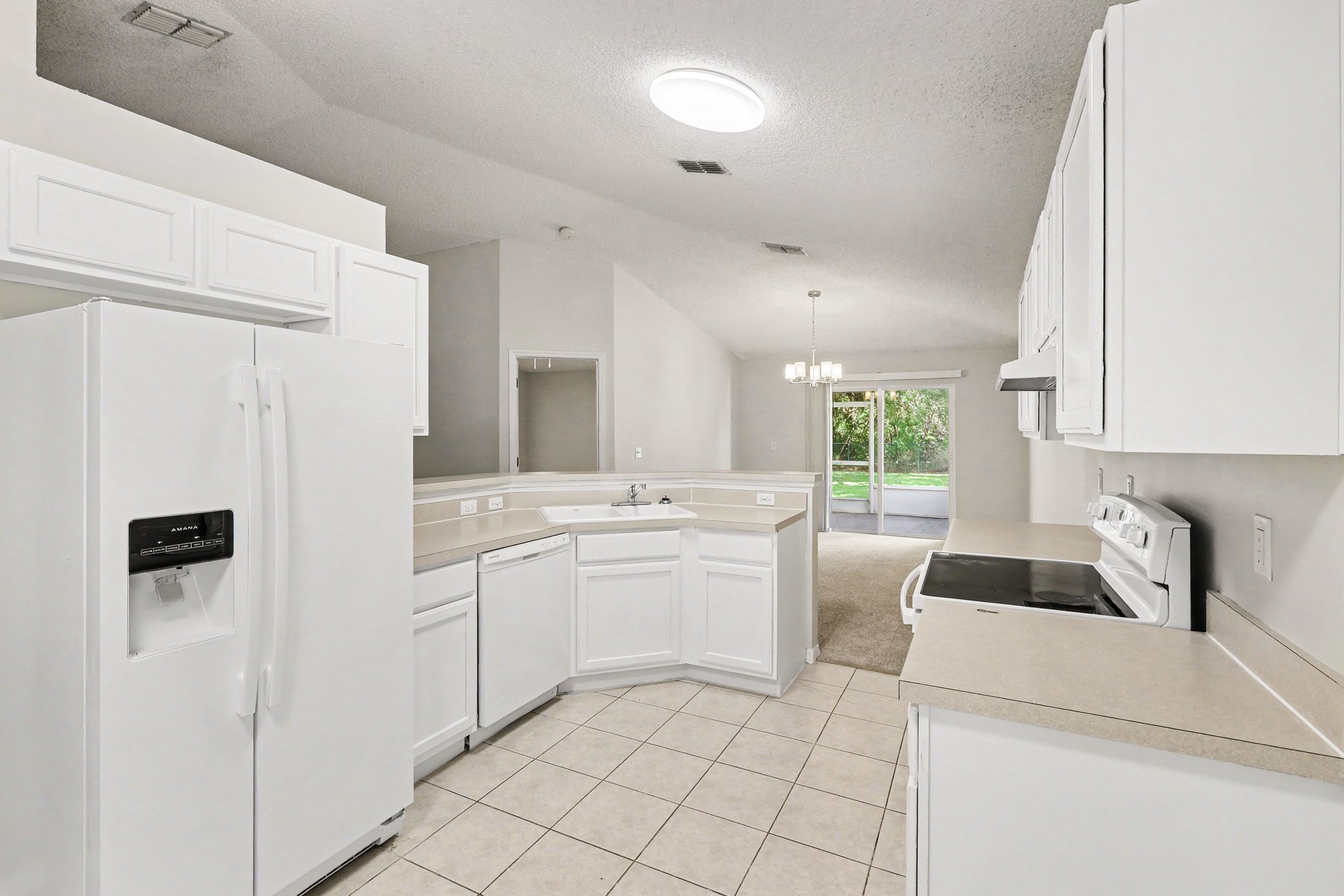 Photo 2 of 27 of 262 SW Panther Trce, Port Saint Lucie, FL