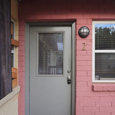 Property photo 2 of 561 Formwalt St SW Unit 2