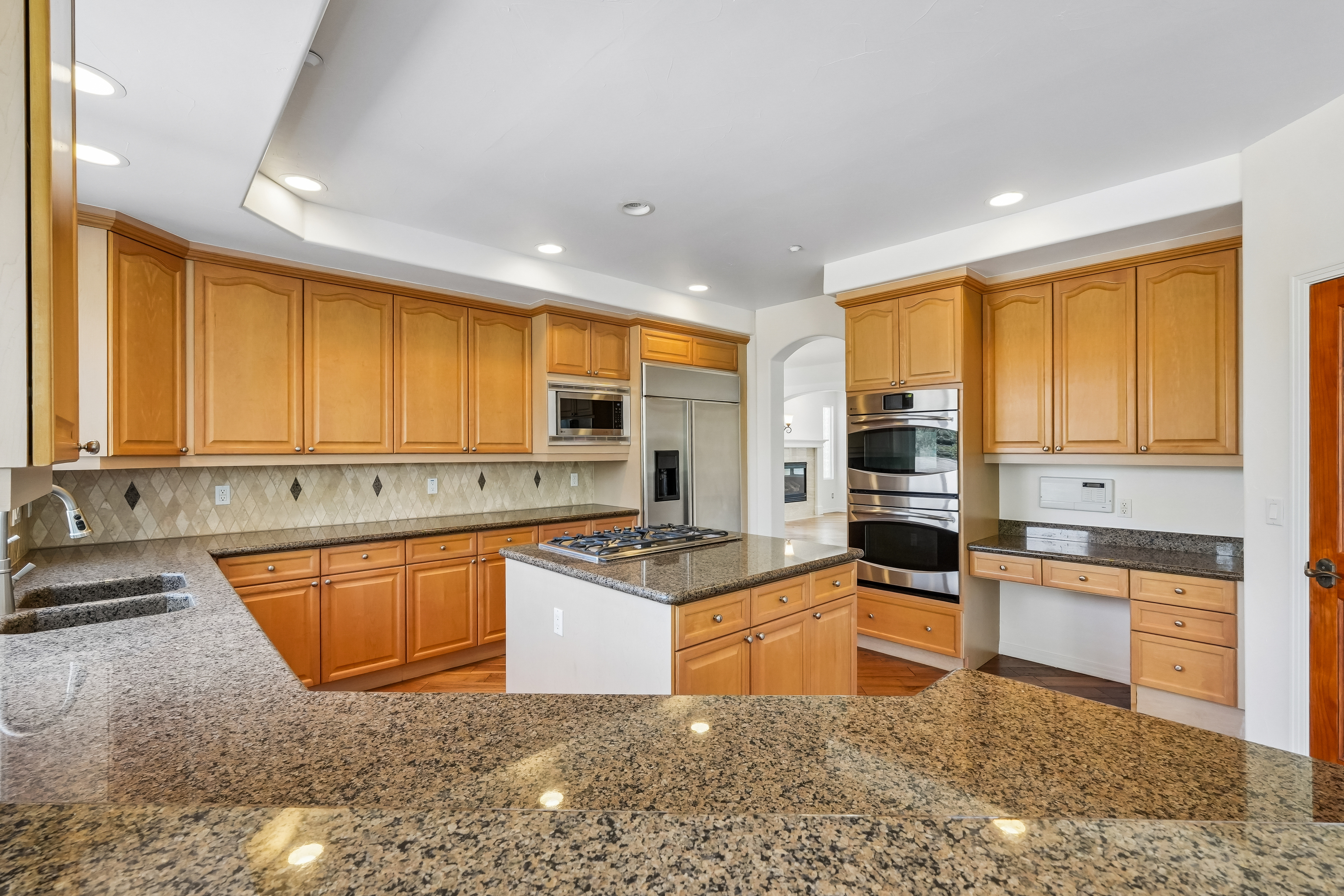 Photo 25 of 80 of 4730 Tierra Alta Dr, Castle Rock, CO