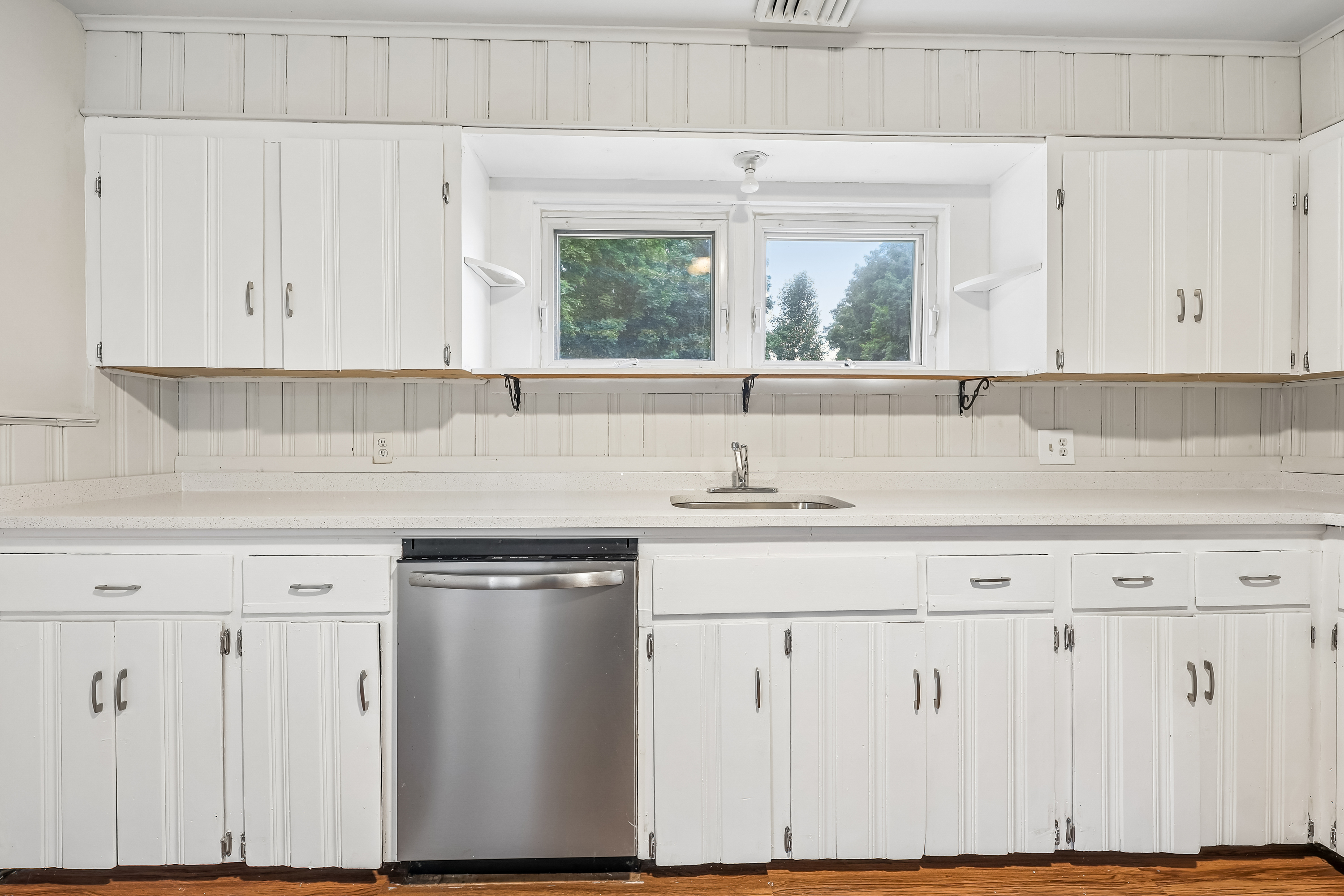 Photo 10 of 51 of 14 Highview Ave, Florida, NY