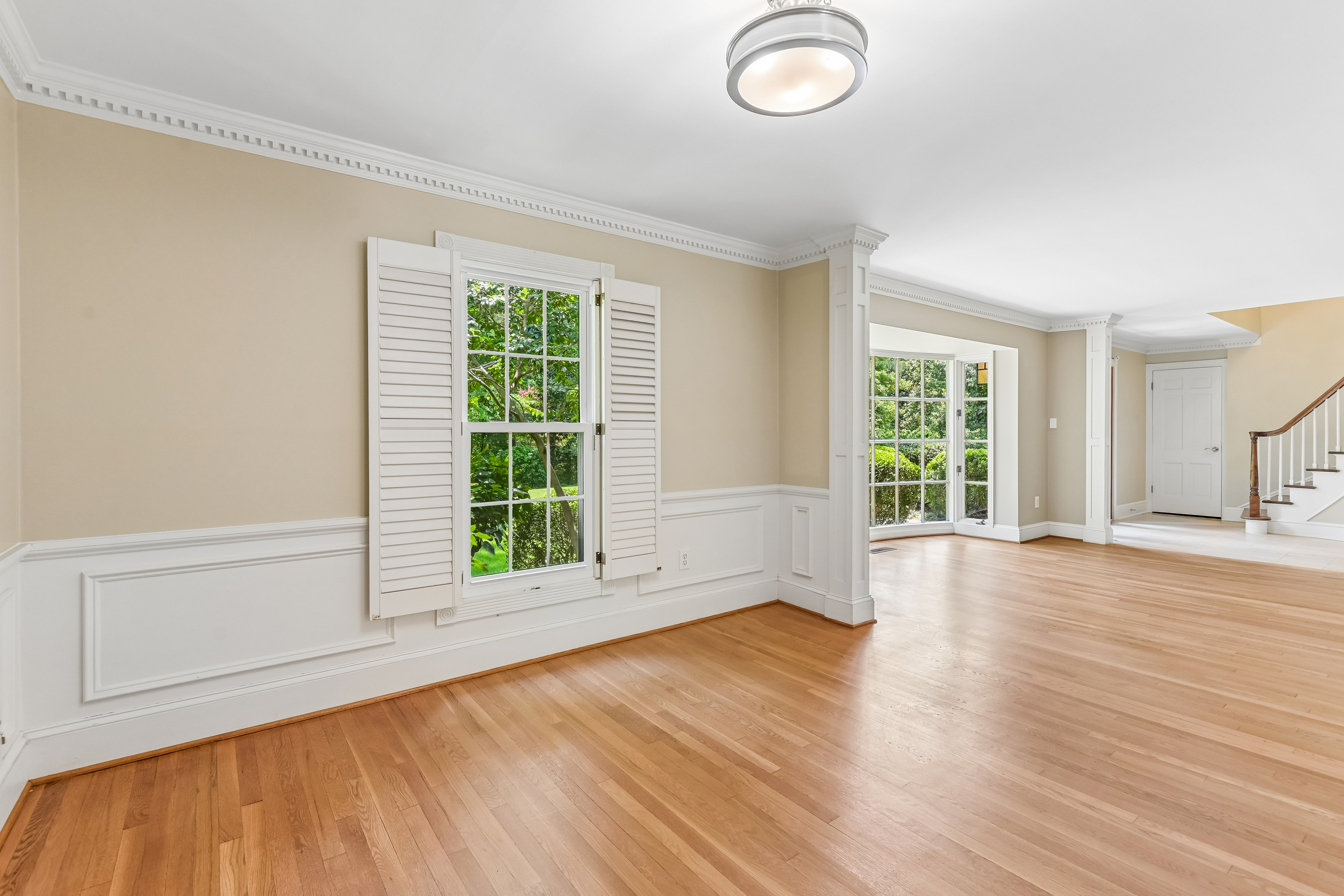 Photo 36 of 87 of 3135 Spalding Dr, Atlanta, GA