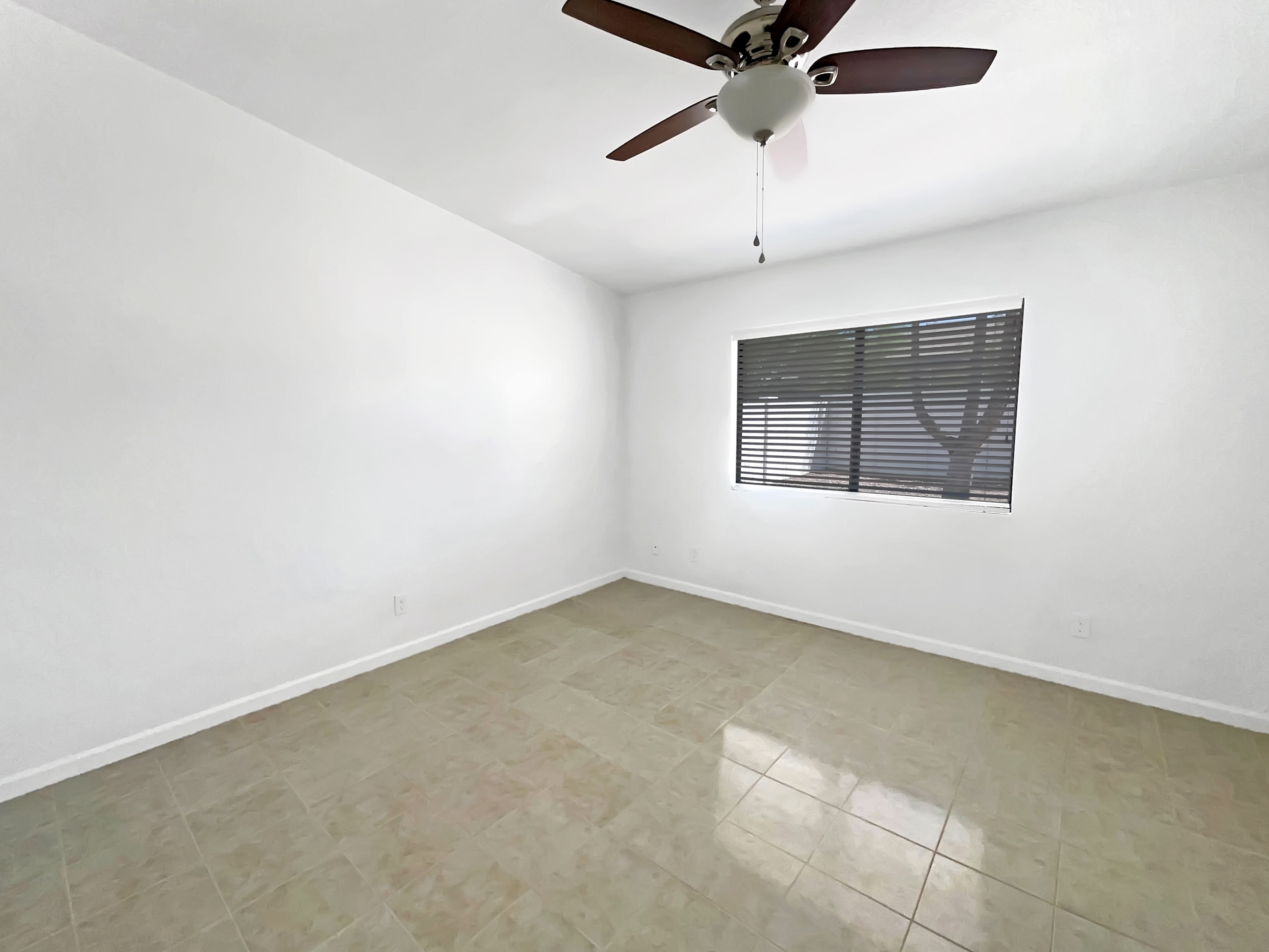 Photo 5 of 21 of 9678 N Sherbrooke St, Tucson, AZ