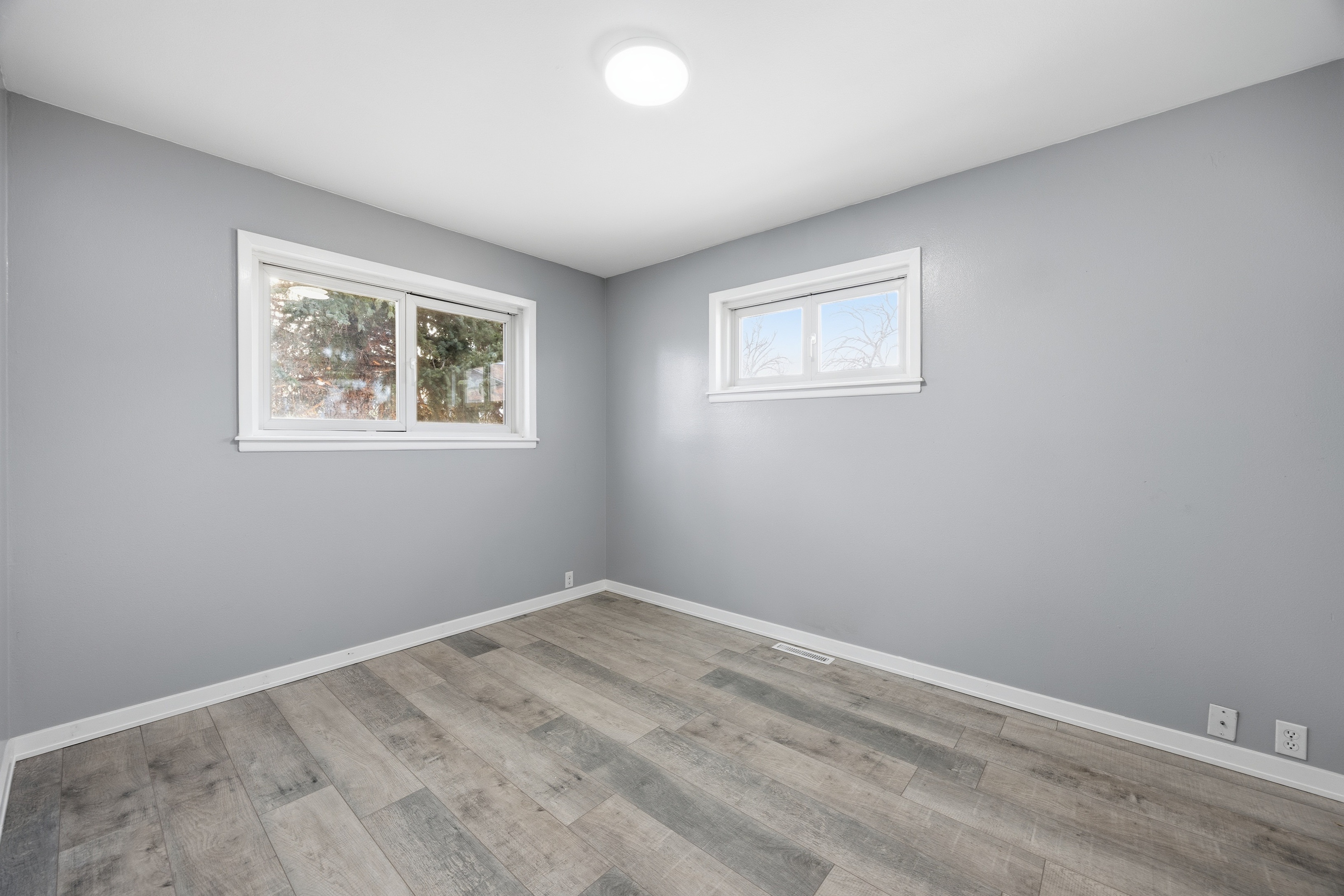 Photo 21 of 40 of 1014 Fosdick Dr, Colorado Springs, CO