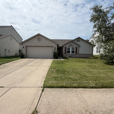 Property photo 1 of 9 English Grn