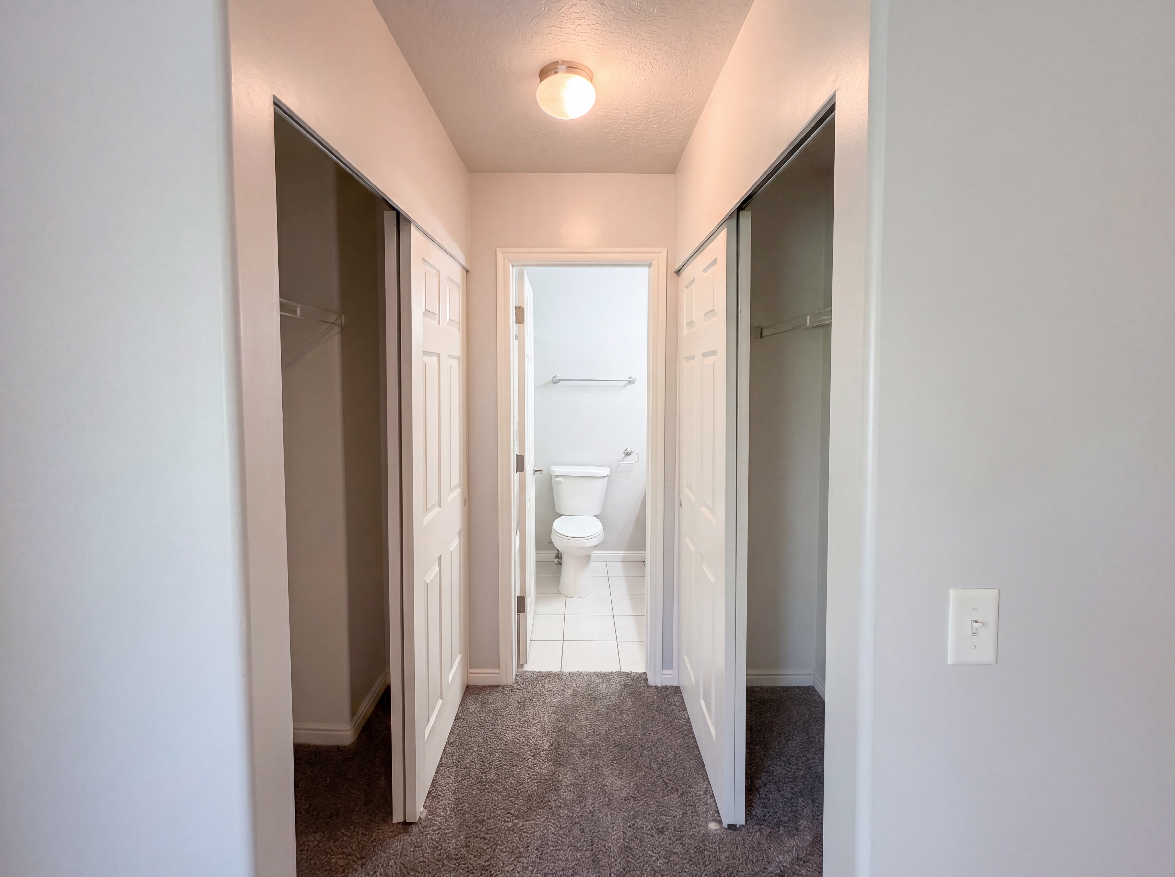 Photo 10 of 24 of 6729 S Pine Landing Way, West Jordan, UT