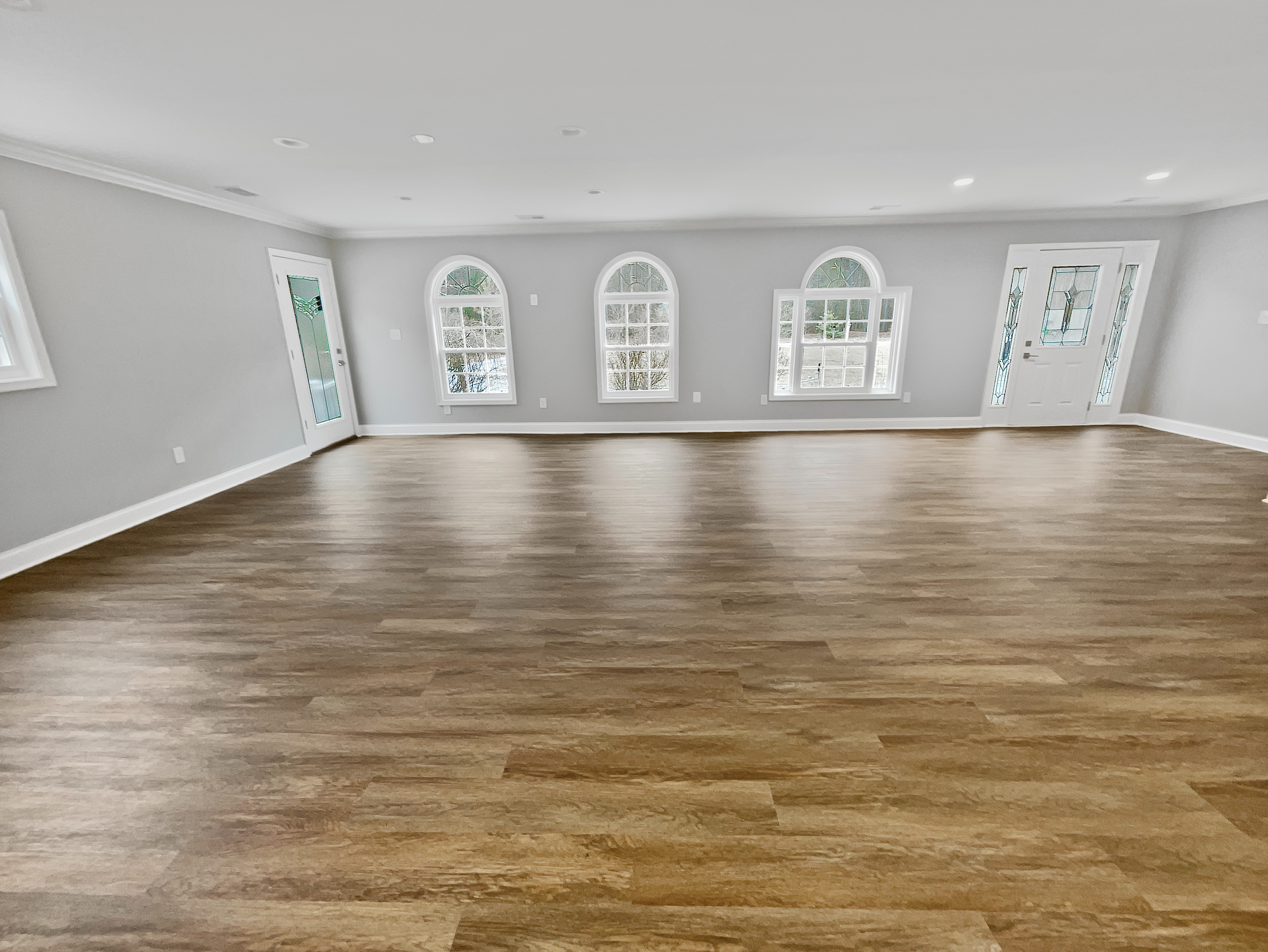 Photo 3 of 13 of 9380 Crystal Ln, Bel Alton, MD