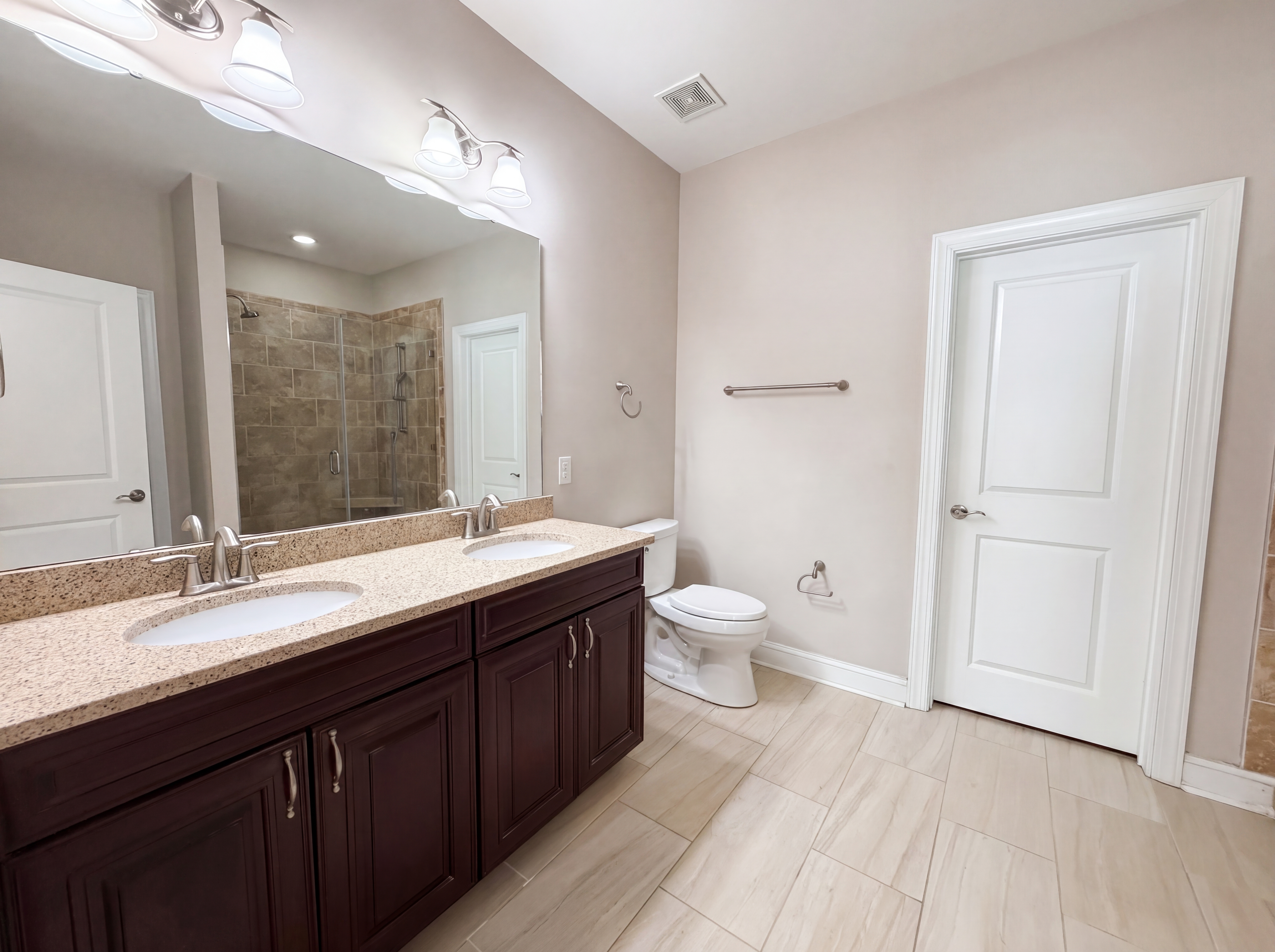 Photo 6 of 20 of 537 Nandina Dr, Goose Creek, SC