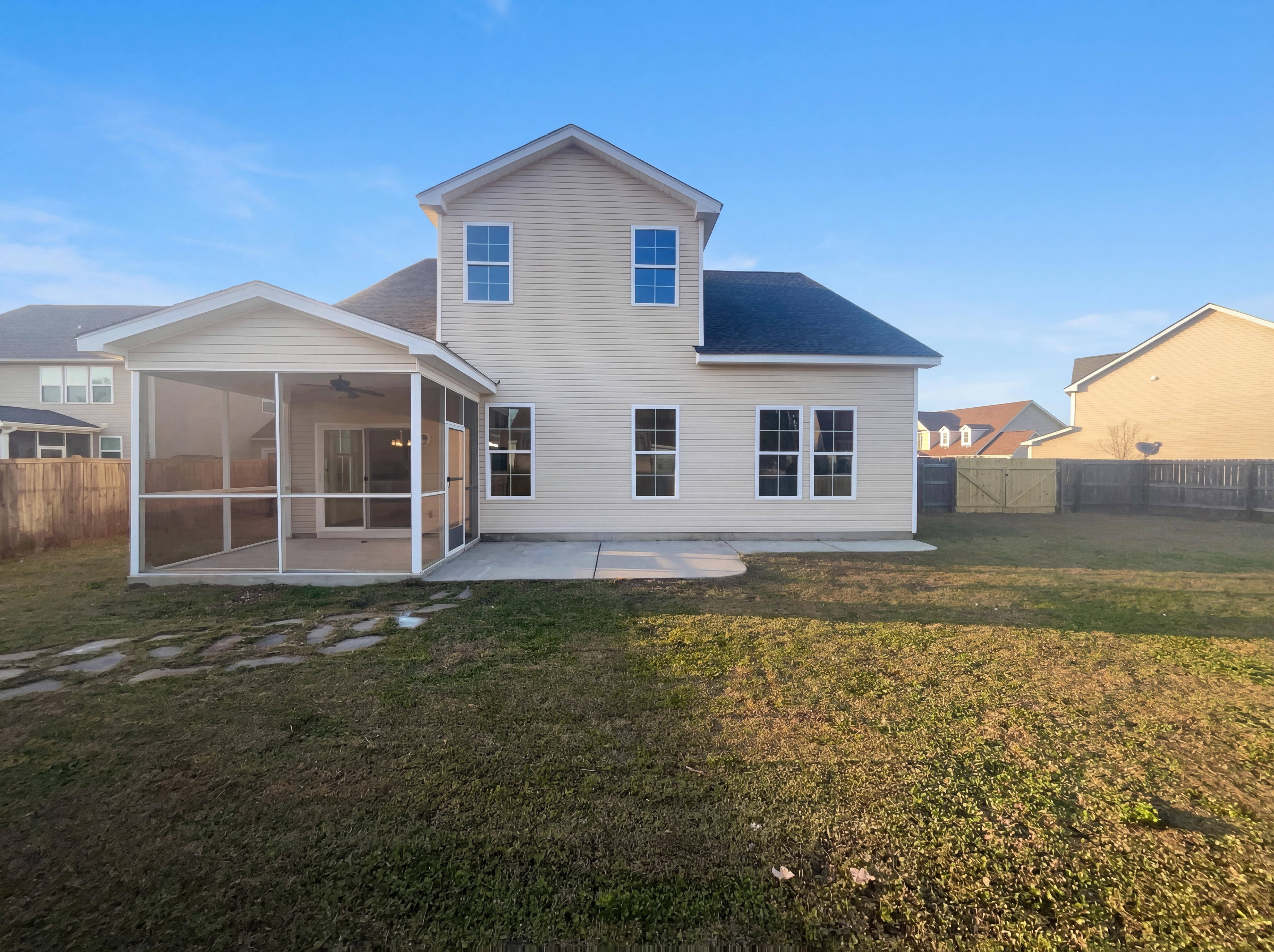 Photo 5 of 21 of 2226 Pimlico Dr, Ridgeville, SC