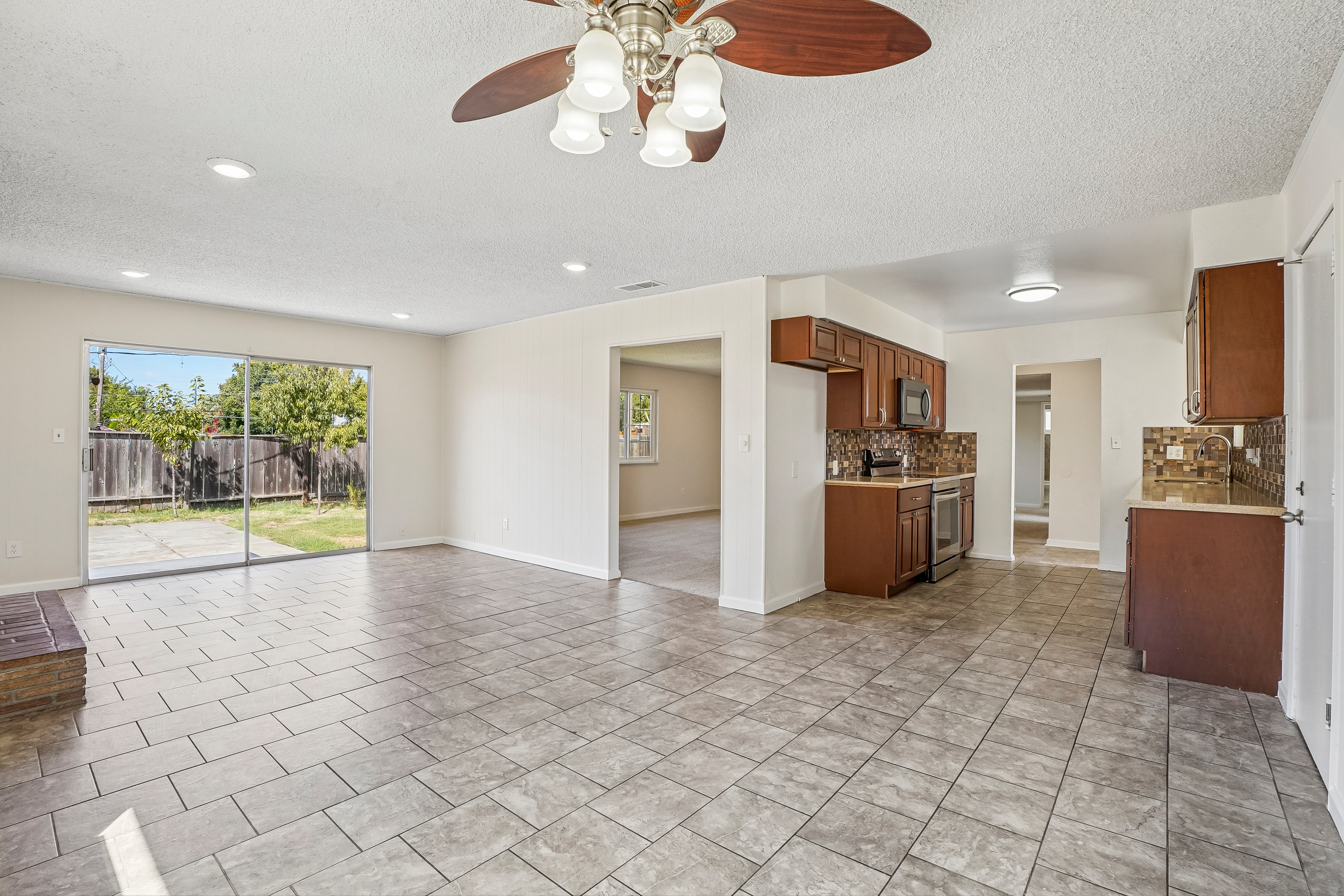 Photo 24 of 42 of 317 Goya Dr, Stockton, CA