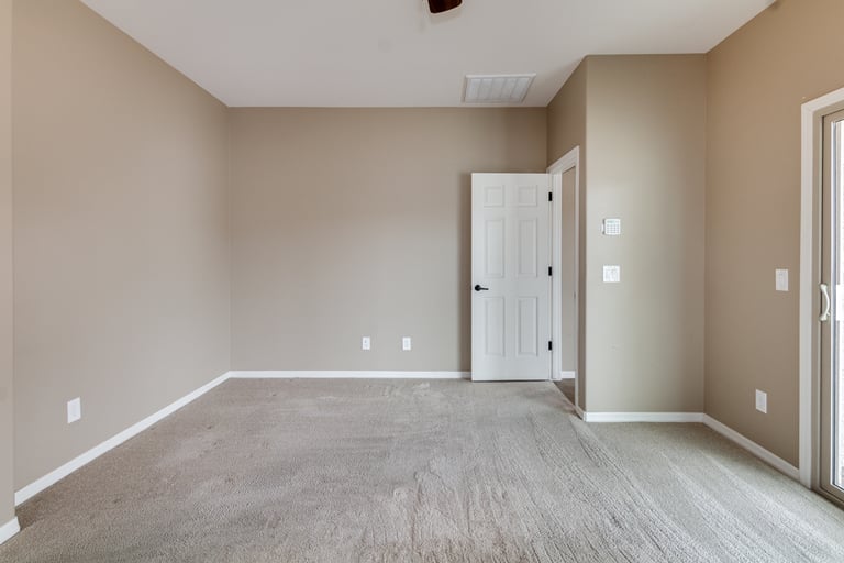 Photo 10 of 25 - 300 W Lyle Ave, San Tan Valley, AZ 85140
