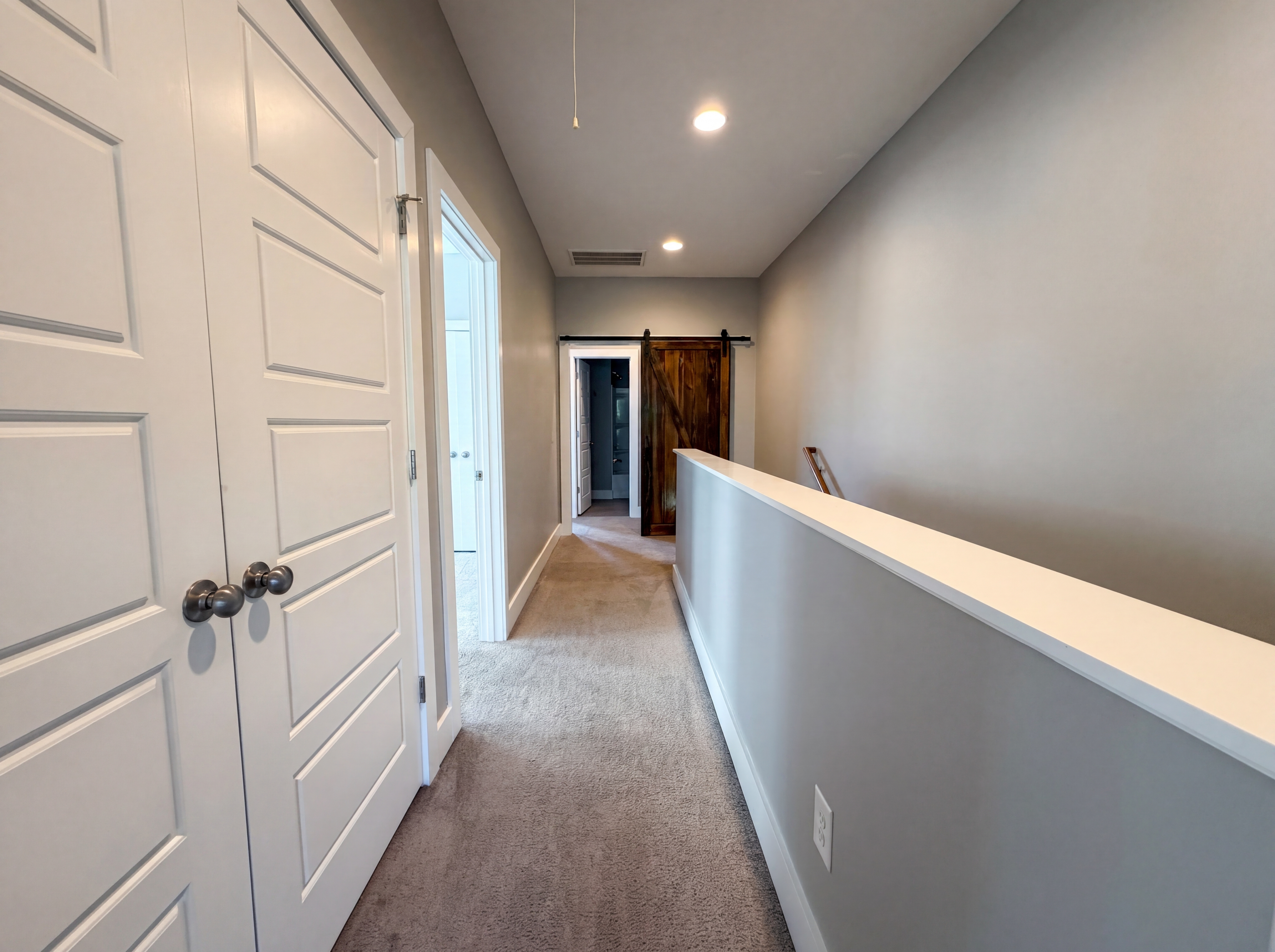 Photo 15 of 19 of 227A Hillcrest Dr, Madison, TN