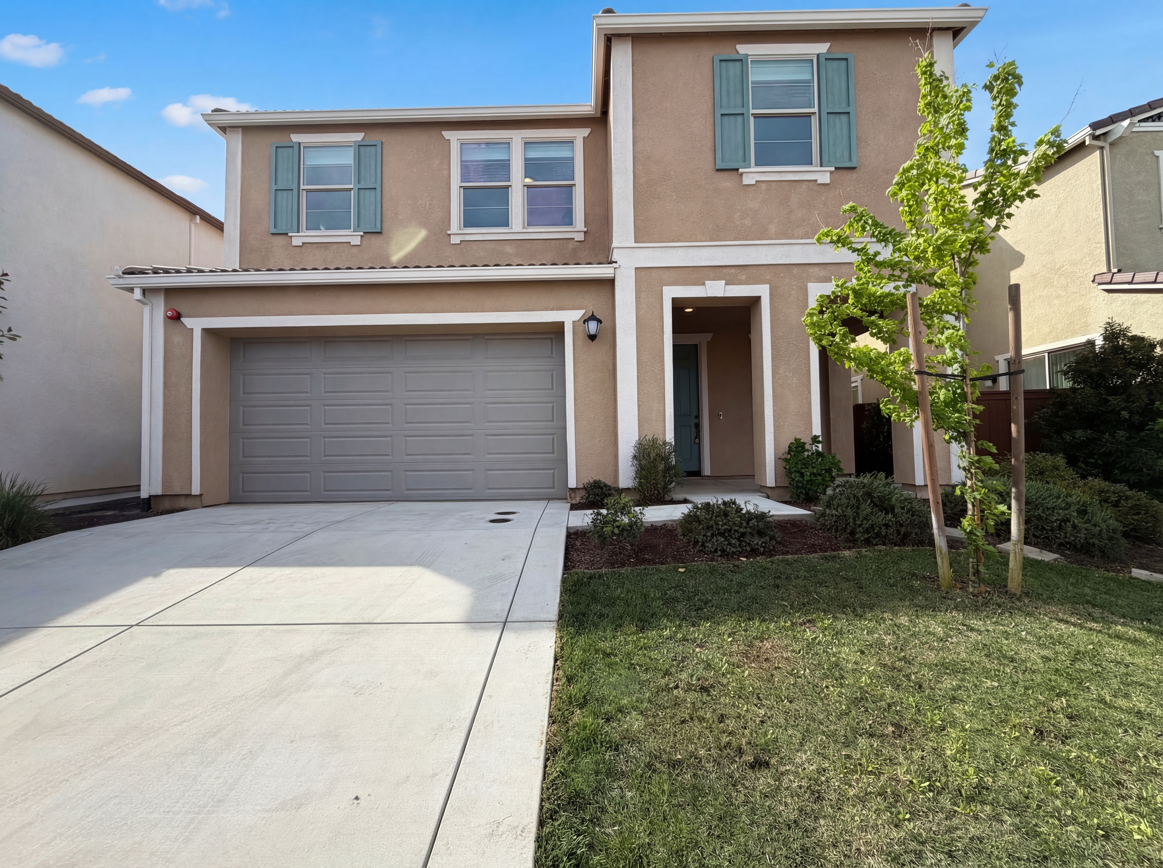 Photo 15 of 42 of 8778 Encore Way, Elk Grove, CA