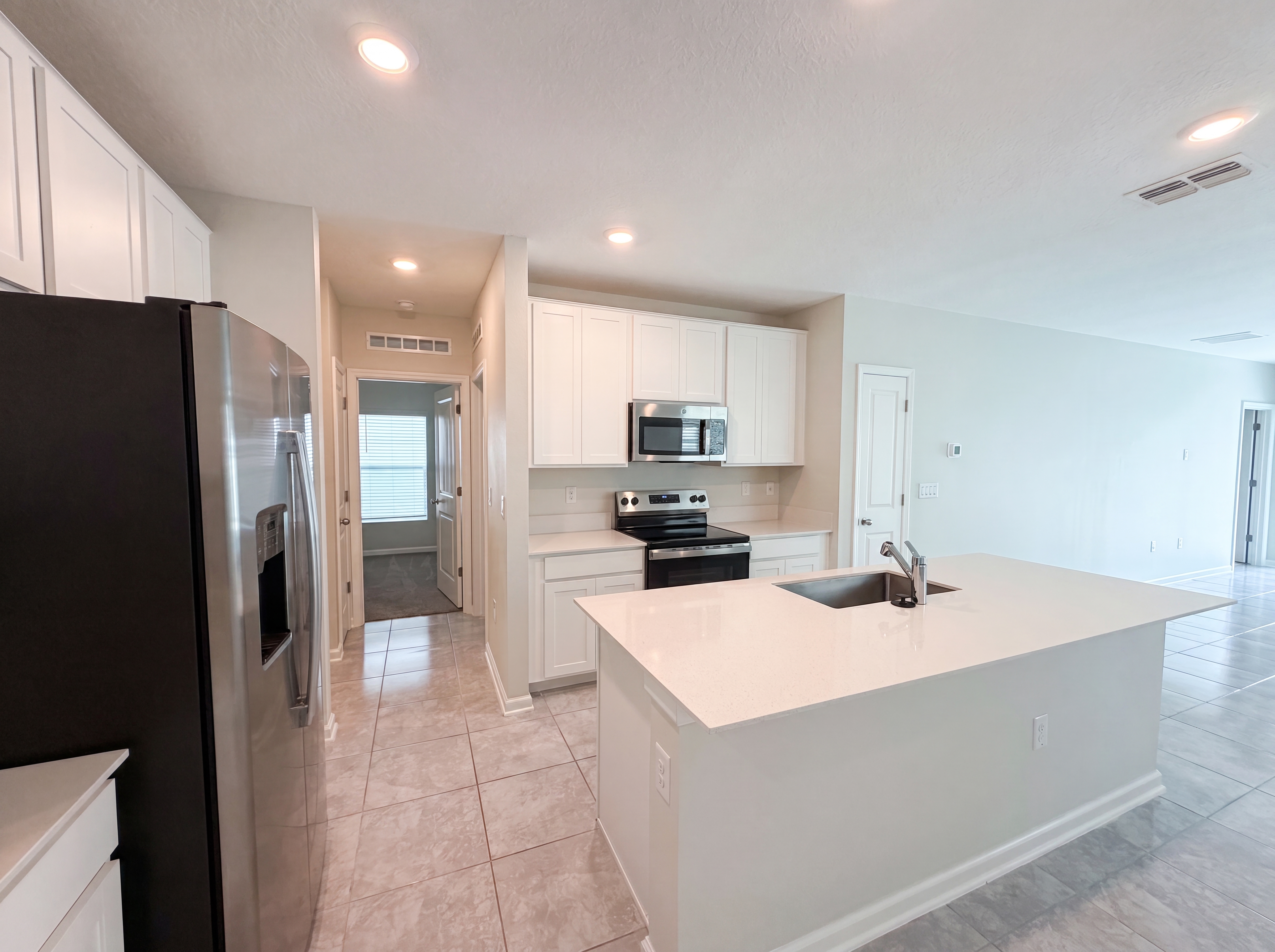 Photo 7 of 21 of 2307 Burney Falls Ln, Davenport, FL