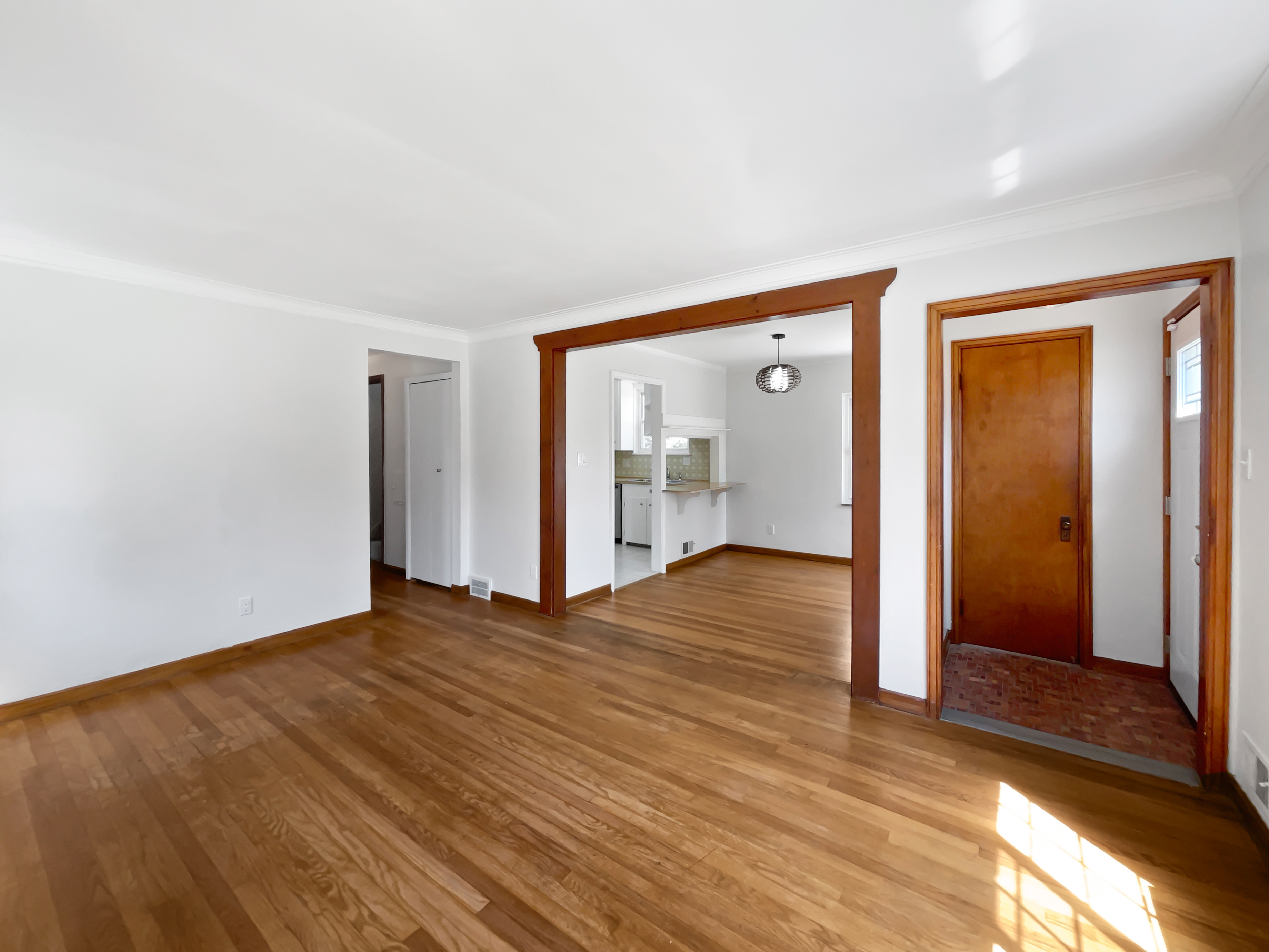 Photo 10 of 23 of 23112 Marlboro St, Dearborn, MI