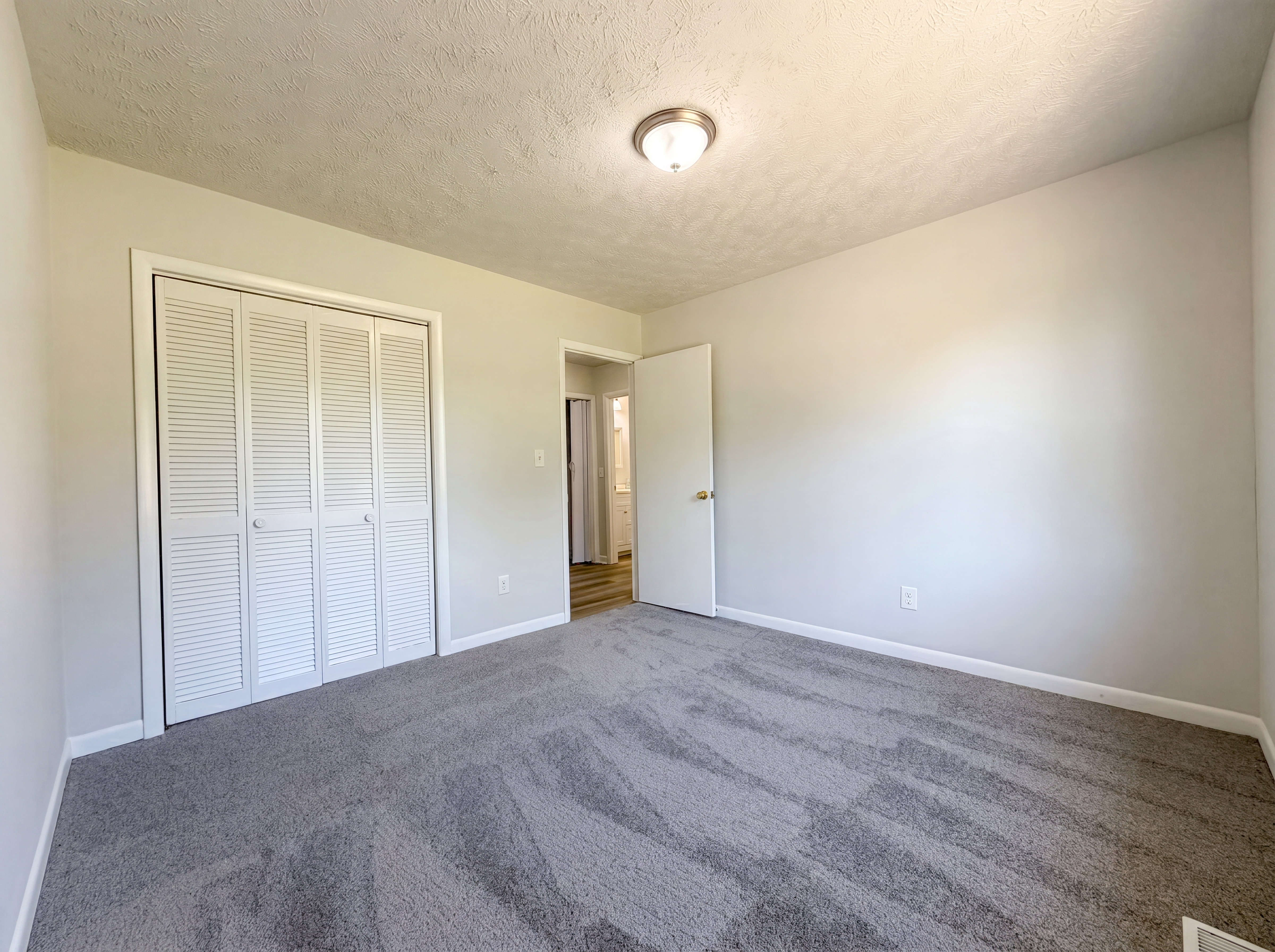Photo 15 of 16 of 1843 Berriedale Dr, Fayetteville, NC
