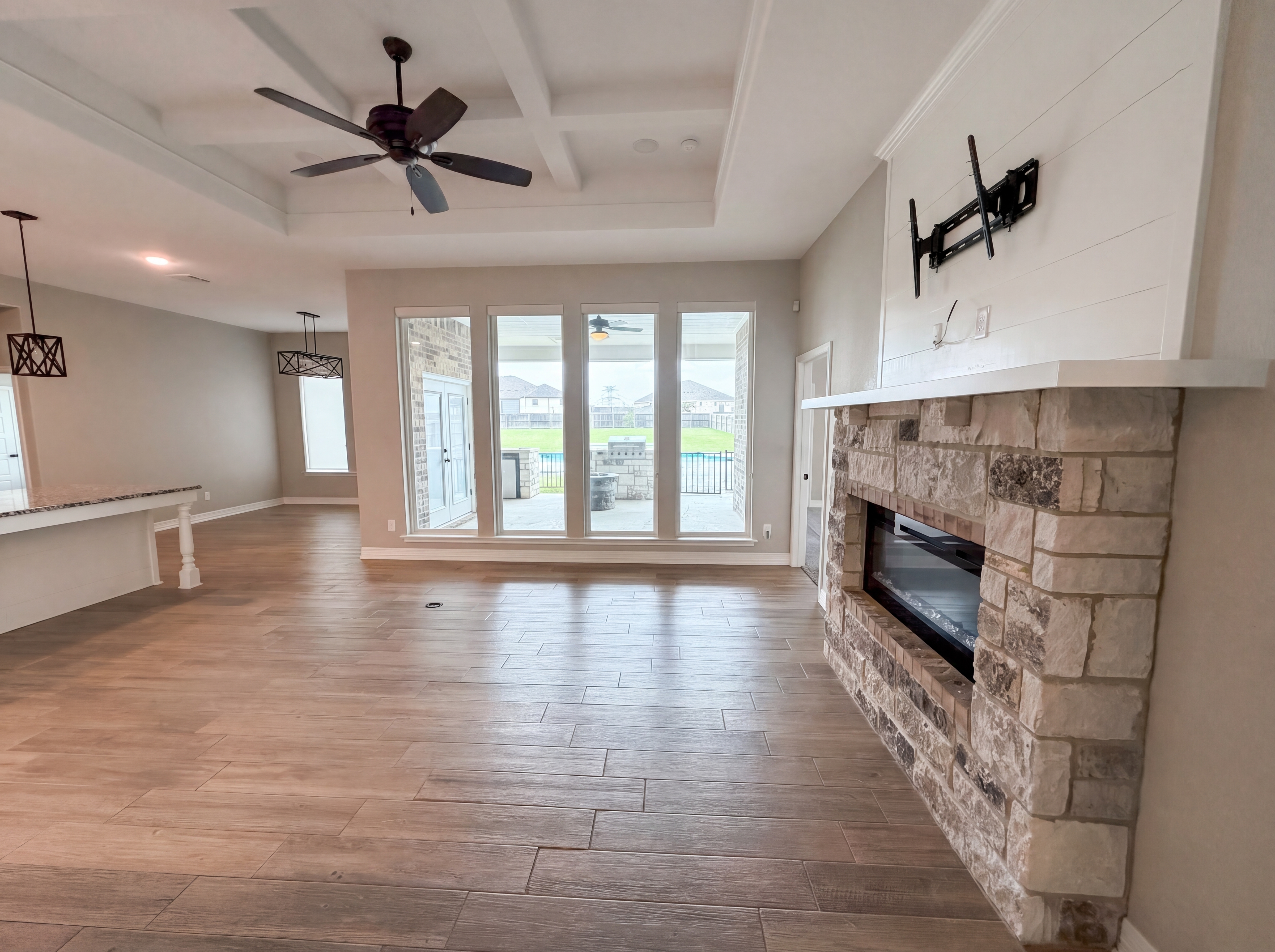 Photo 9 of 21 of 6112 Wye Oak Dr, Salado, TX