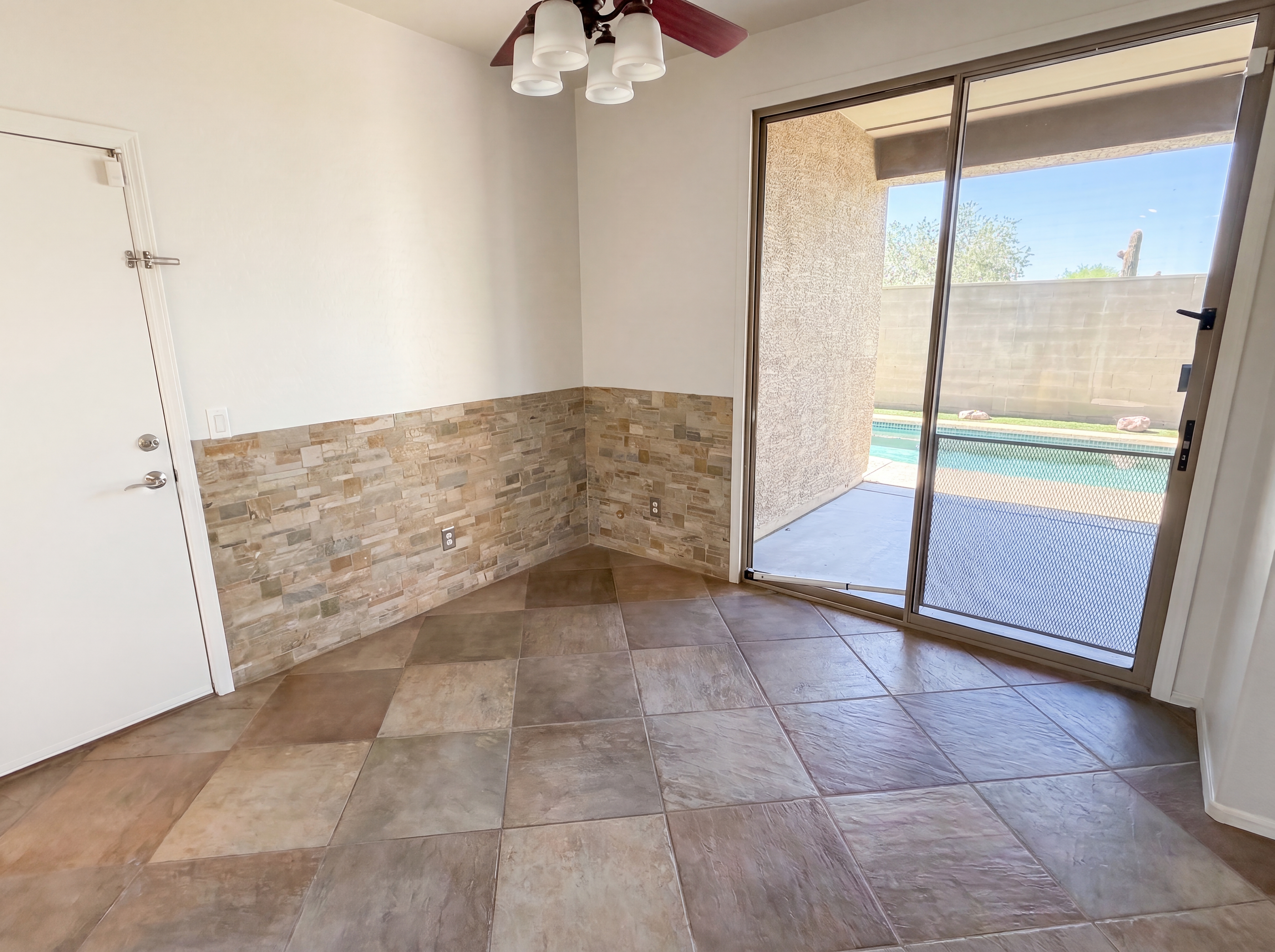 Photo 13 of 40 of 2513 W Florentine Rd, Phoenix, AZ