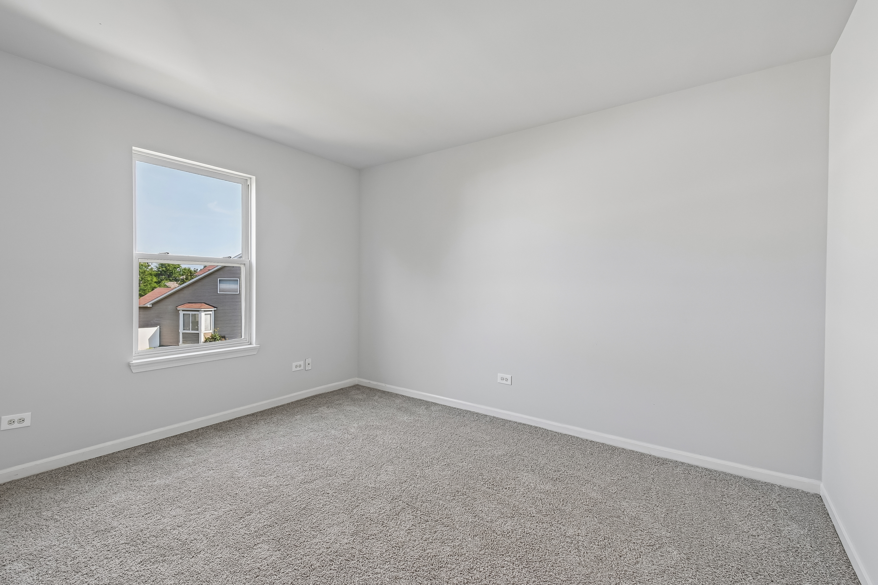 Photo 51 of 69 of 1409 Baltz Dr, Joliet, IL
