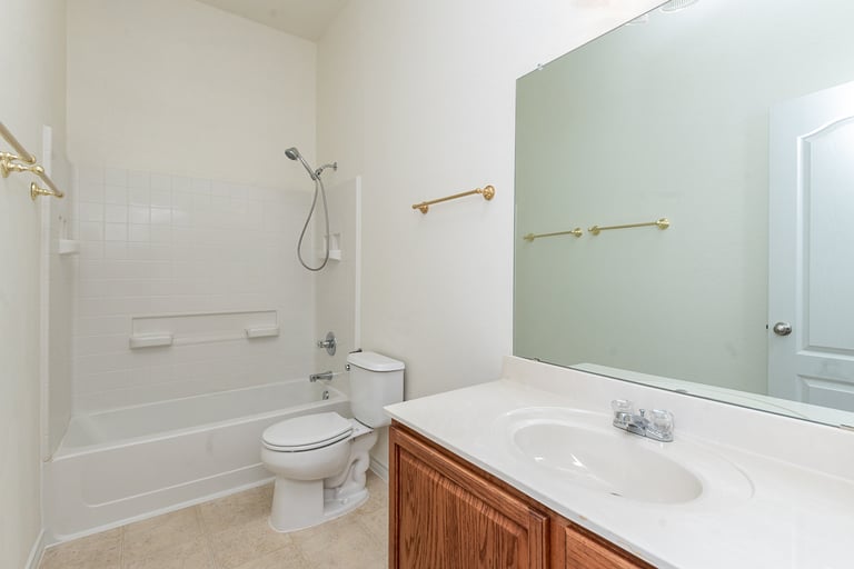 Photo 23 of 33 - 7715 Longbow Ln, Arlington, TX 76002