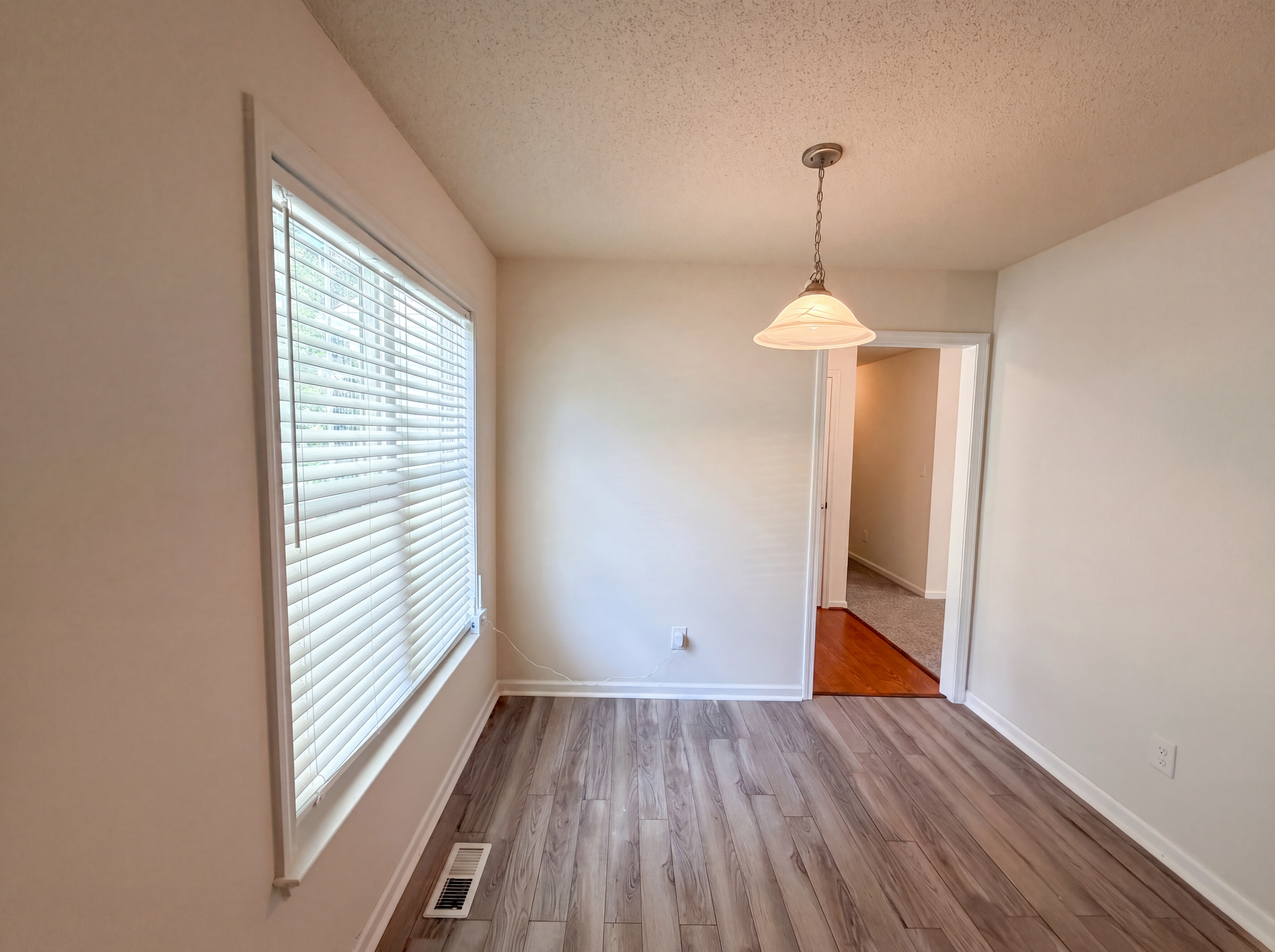 Photo 9 of 19 of 470 Kinsman Ct, Fuquay Varina, NC