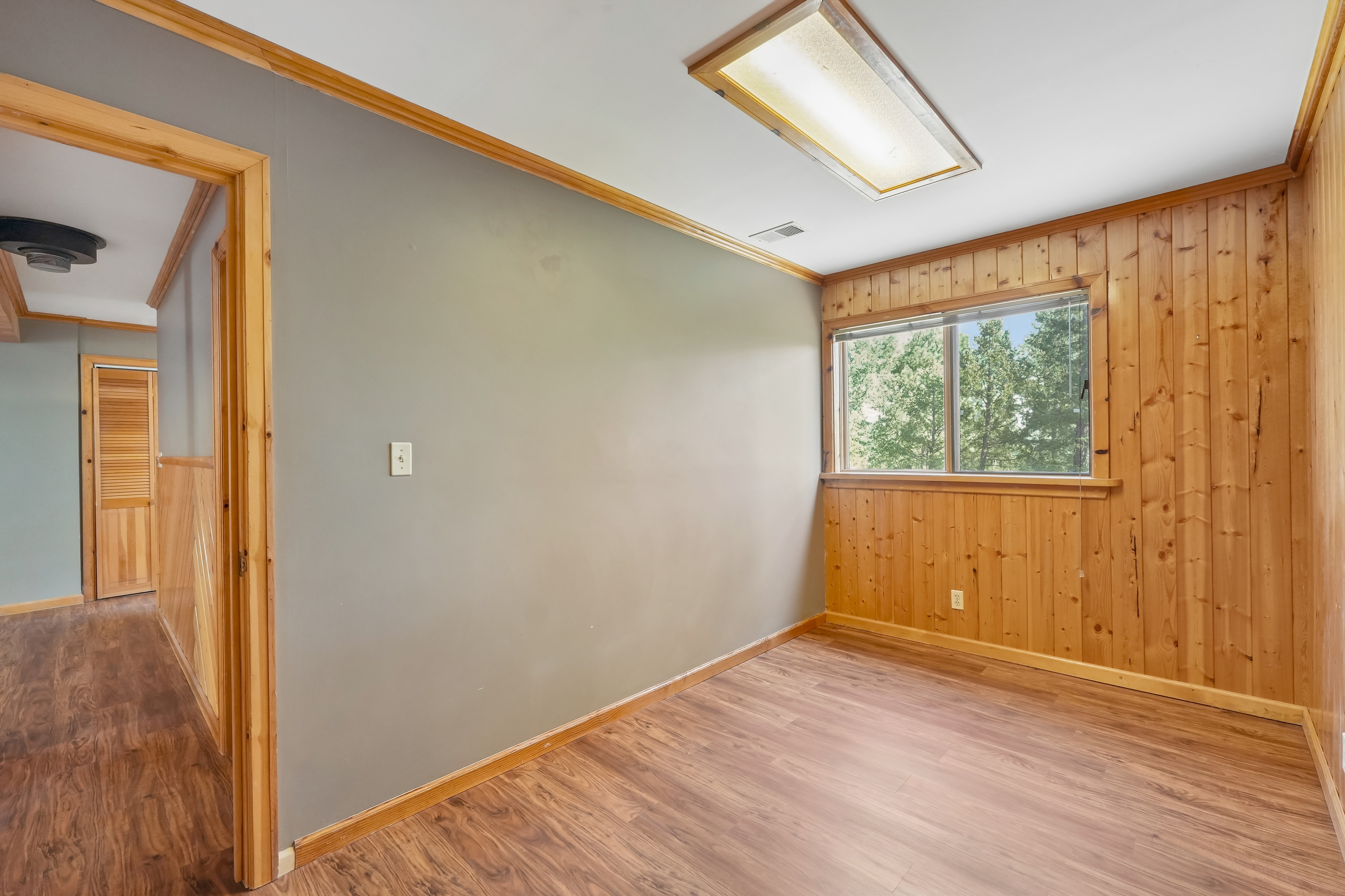 Photo 43 of 55 of 30243 Pine Crest Dr, Evergreen, CO