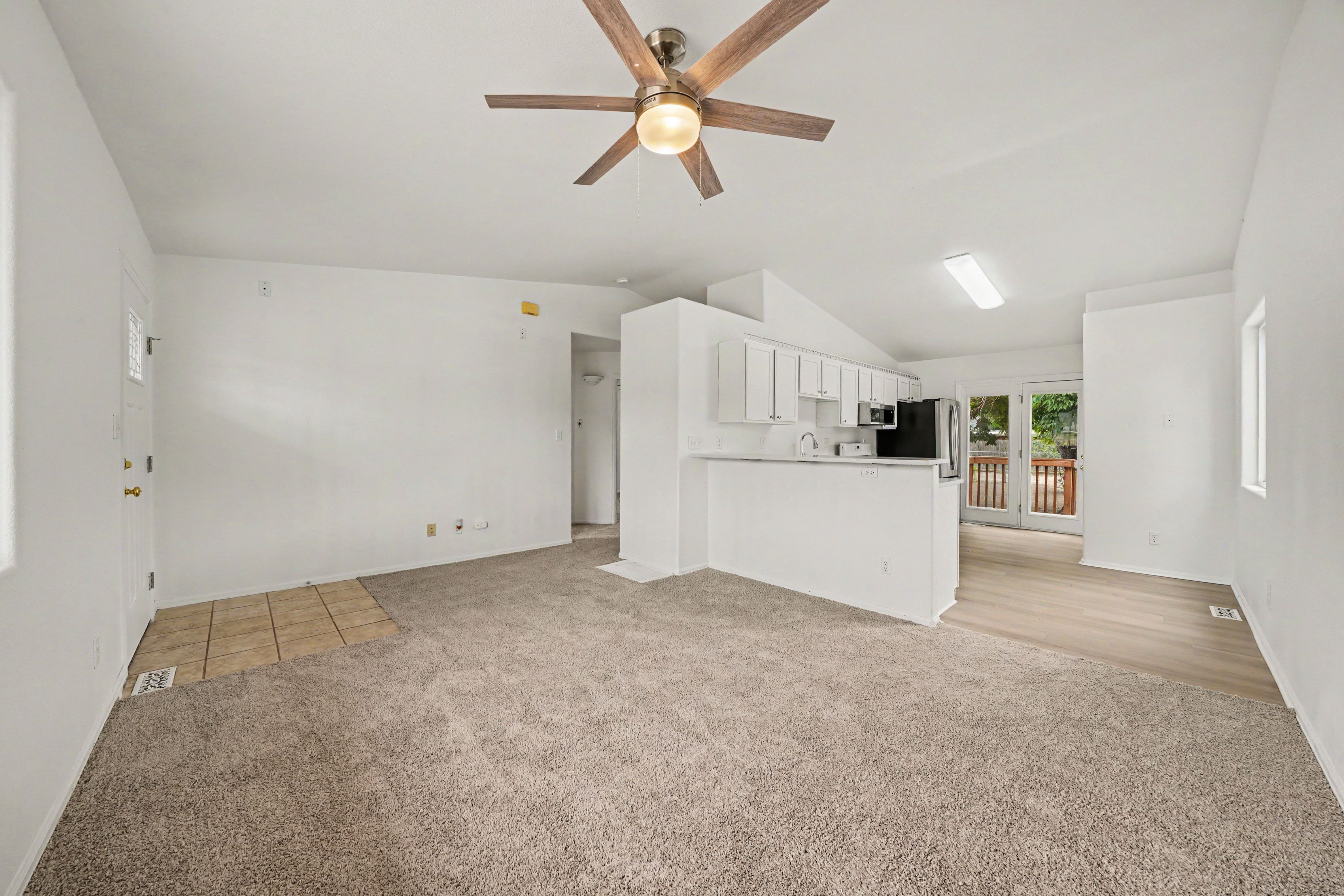 Photo 3 of 15 of 1002 Catalpa St, Pueblo, CO