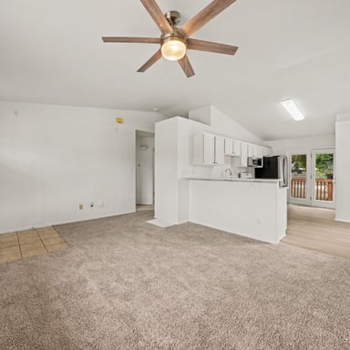 Property photo 3 of 1002 Catalpa St