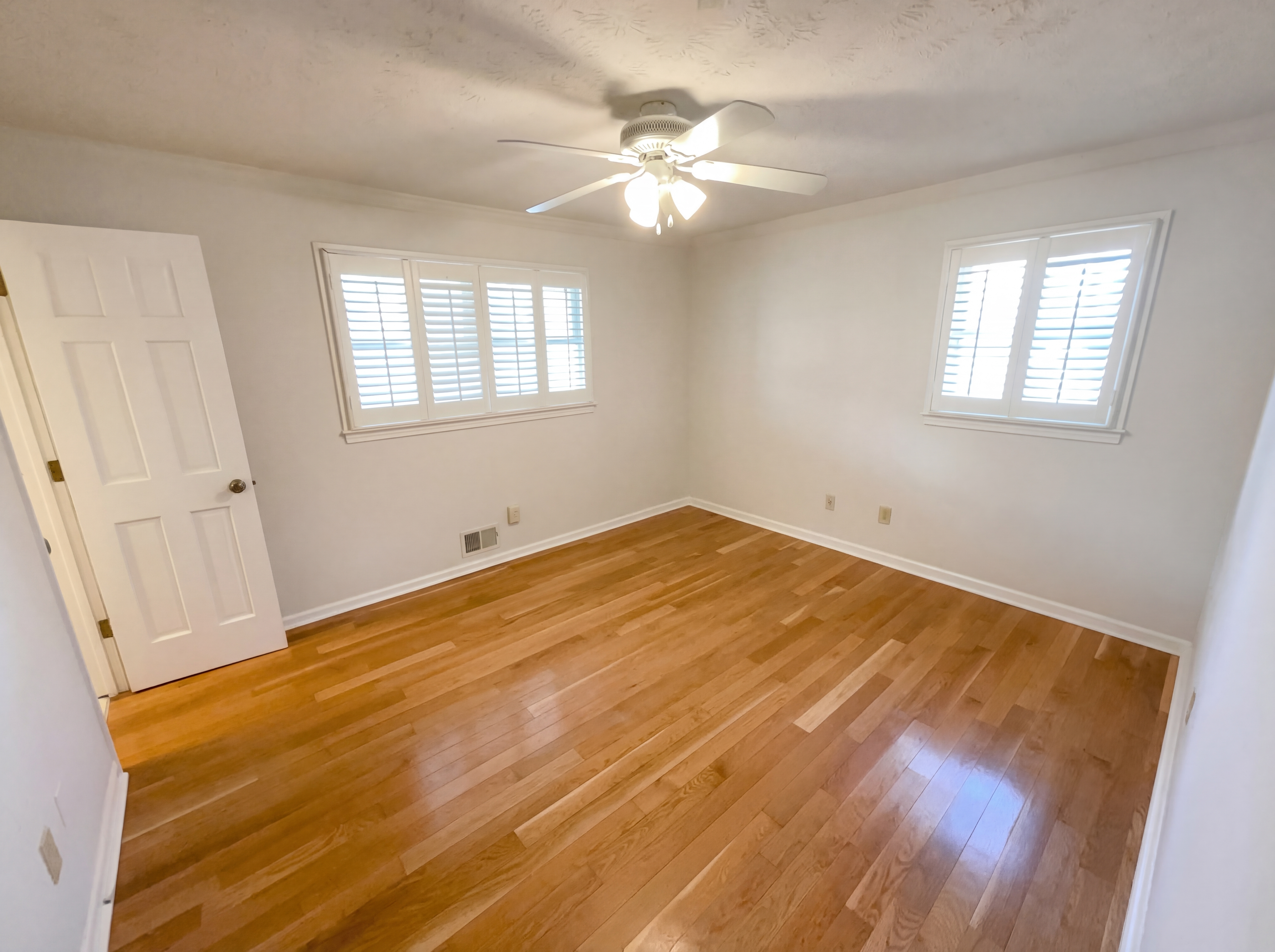 Photo 15 of 25 of 4028 Nations Dr, Douglasville, GA