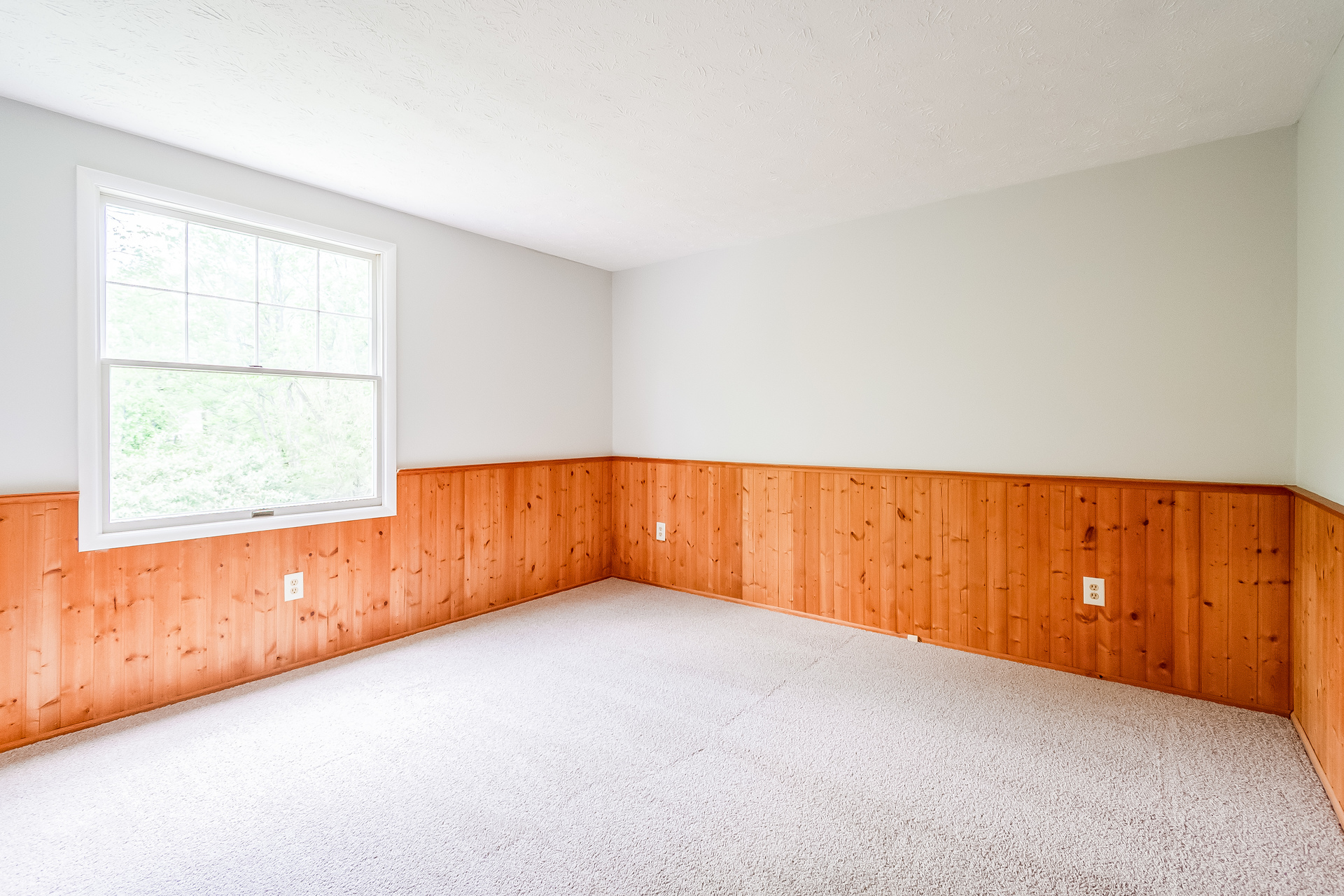 Photo 13 of 22 of 9908 Rickover Ct, Manassas, VA