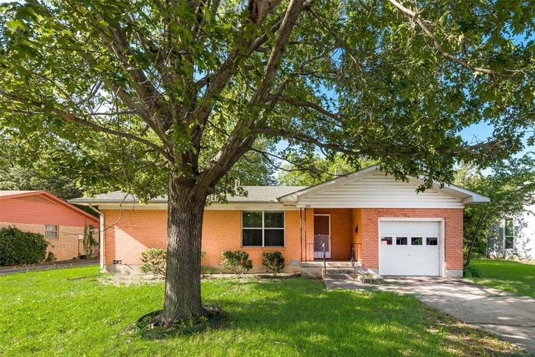 1303 Broadway St, Denton, TX 76201 Opendoor