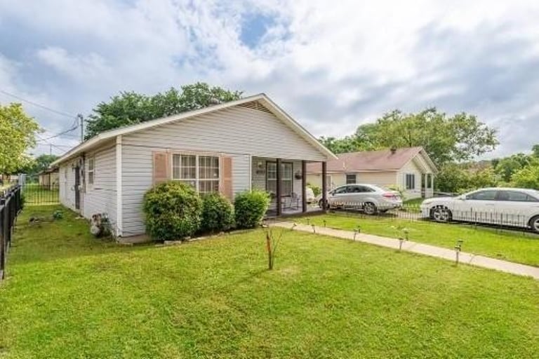 default property photo