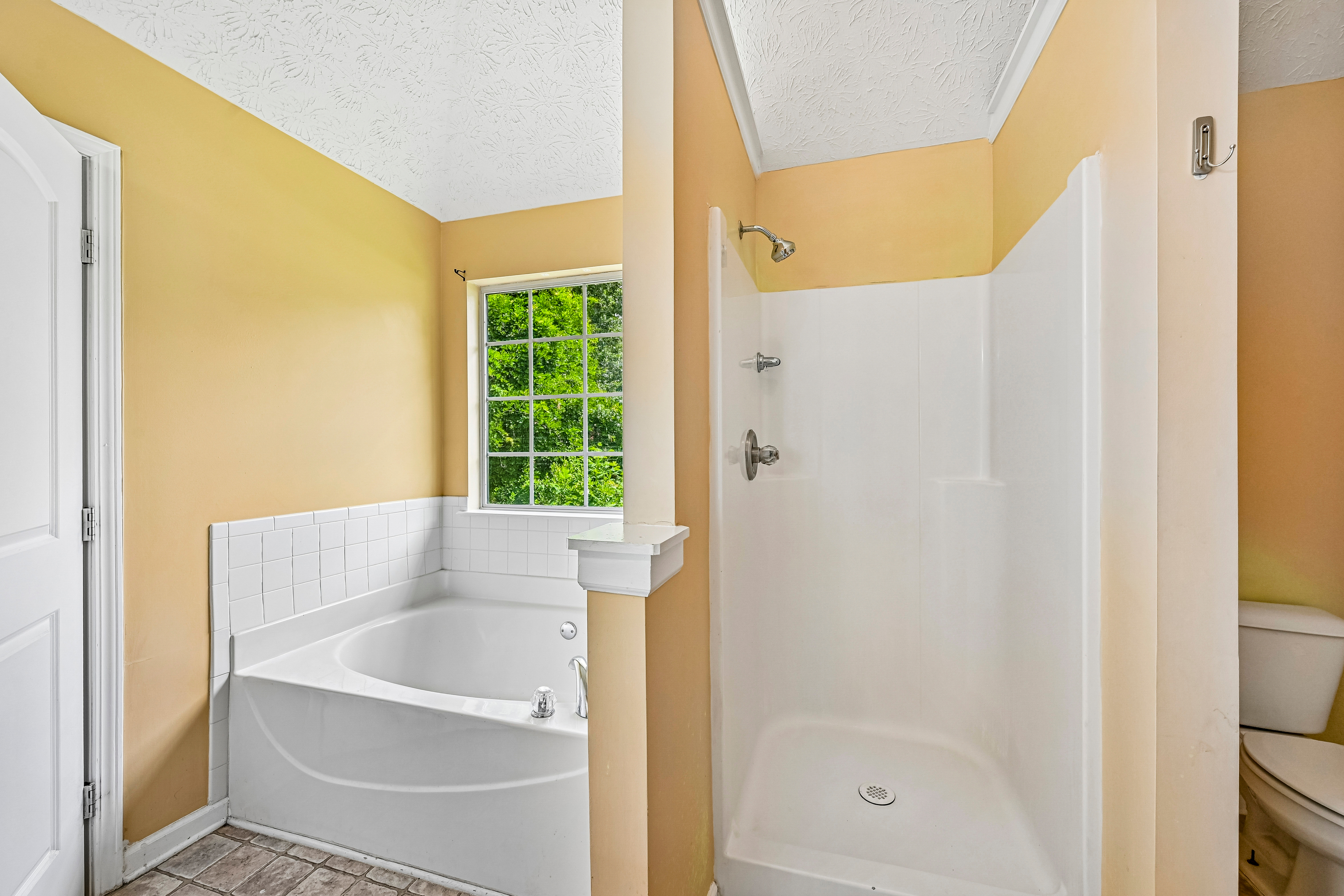 Photo 7 of 44 of 2083 Dylan Ct, Ellenwood, GA
