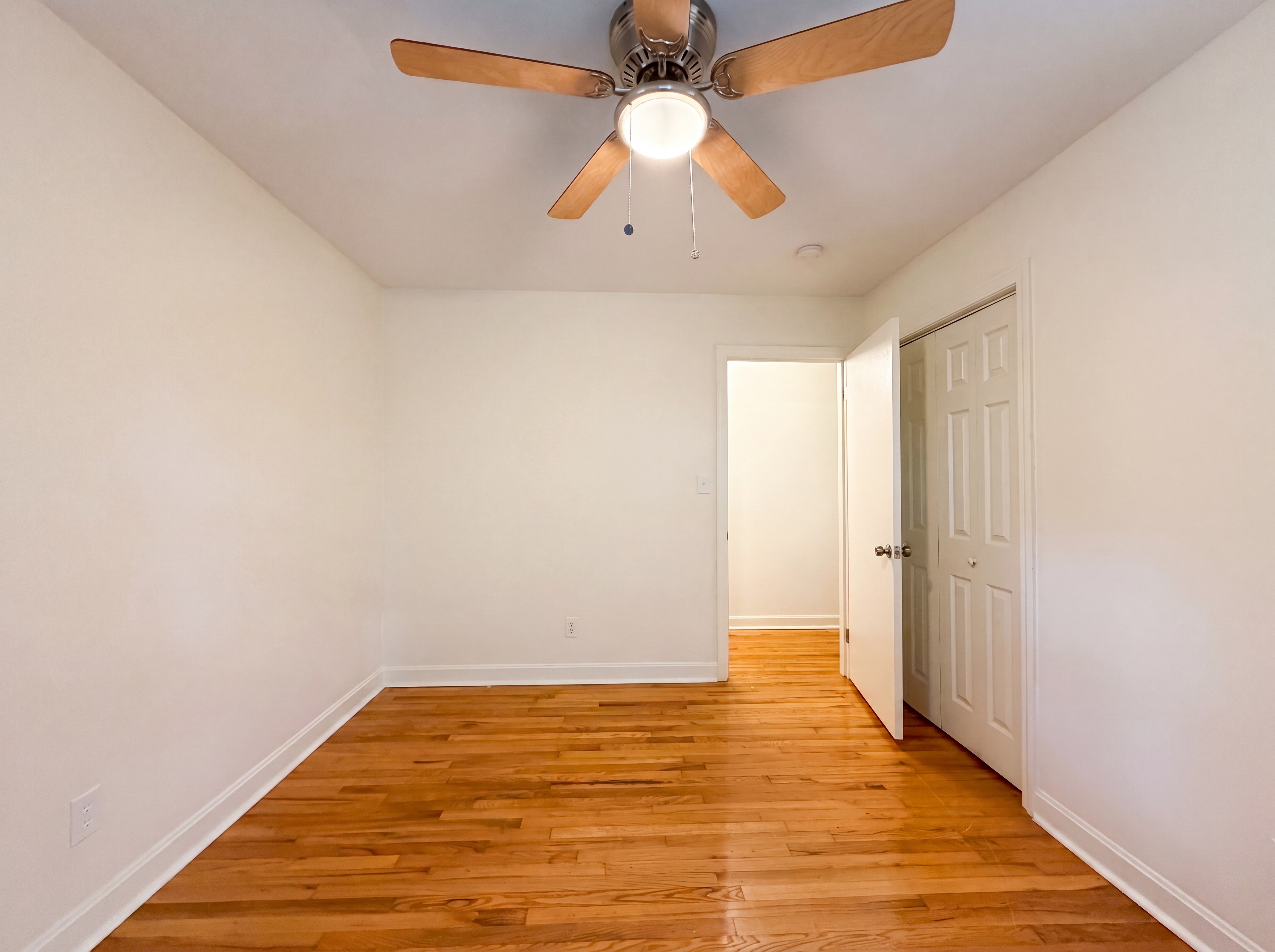 Photo 4 of 26 of 1309 Tohari Rd, Winston Salem, NC