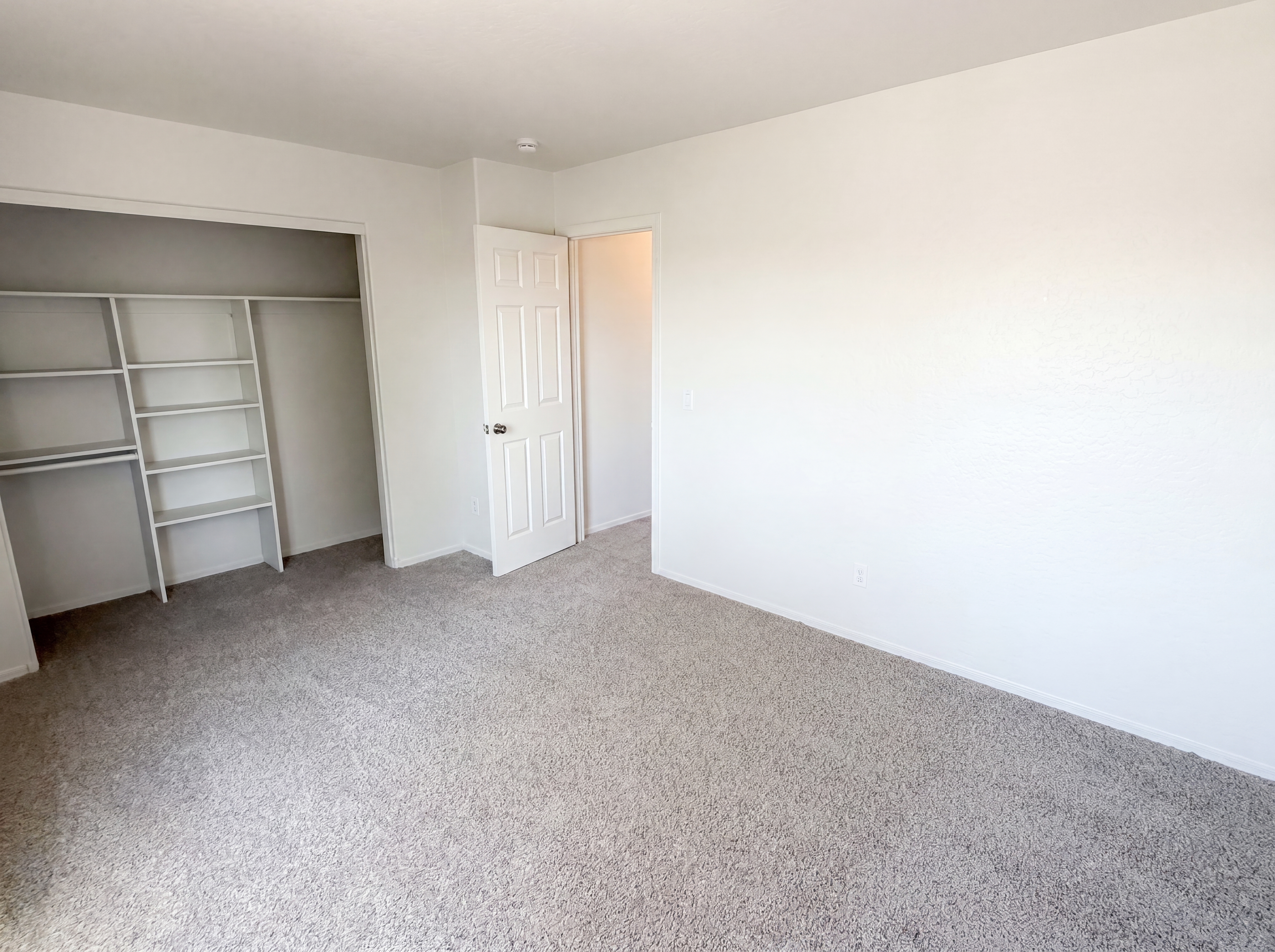 Photo 10 of 25 of 12421 W Windrose Dr, El Mirage, AZ